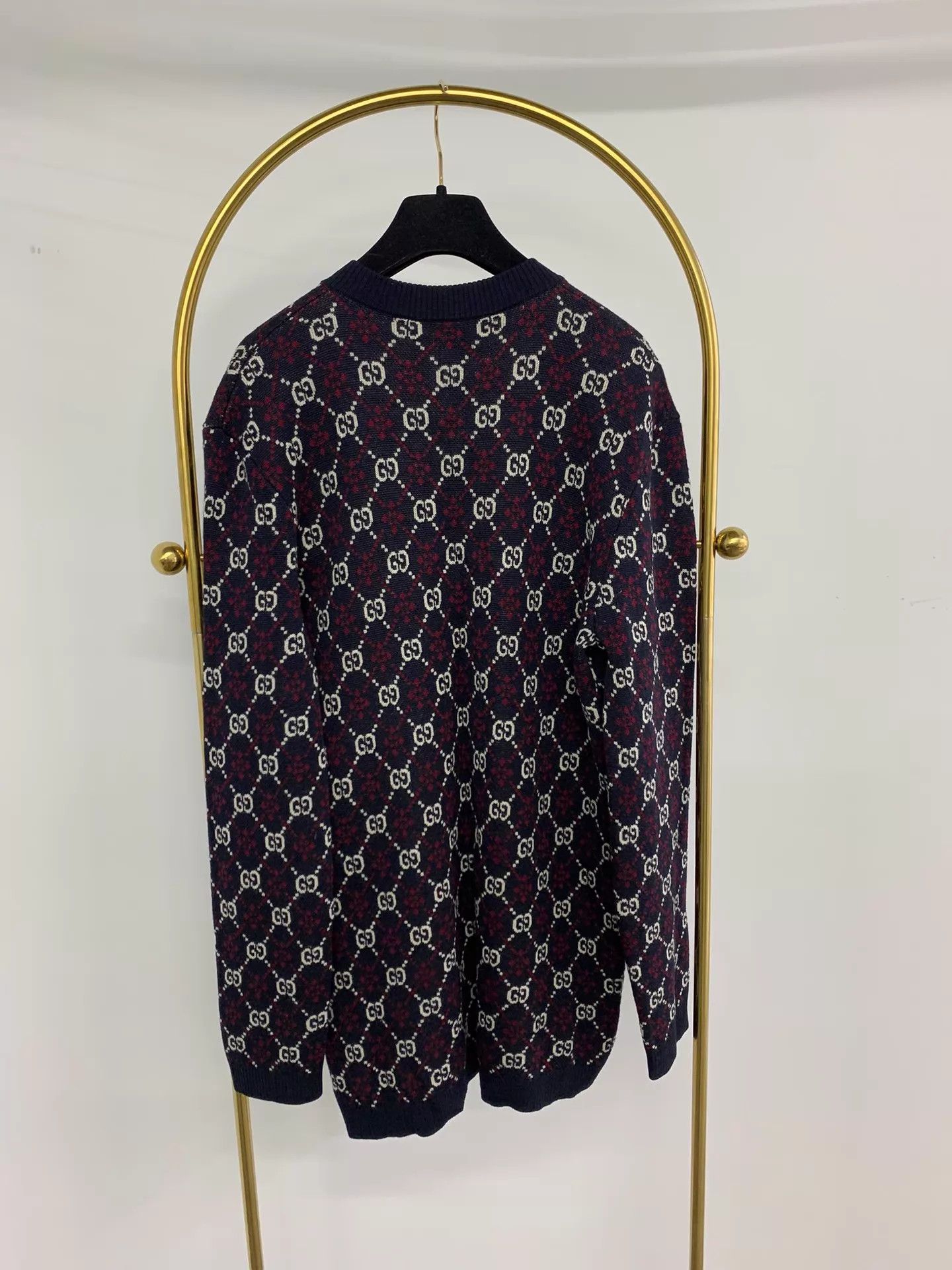 Gucci Gucci colorblocked GG full logo knit V-neck sweater S new Size S / US 4 / IT 40 - 3 Thumbnail