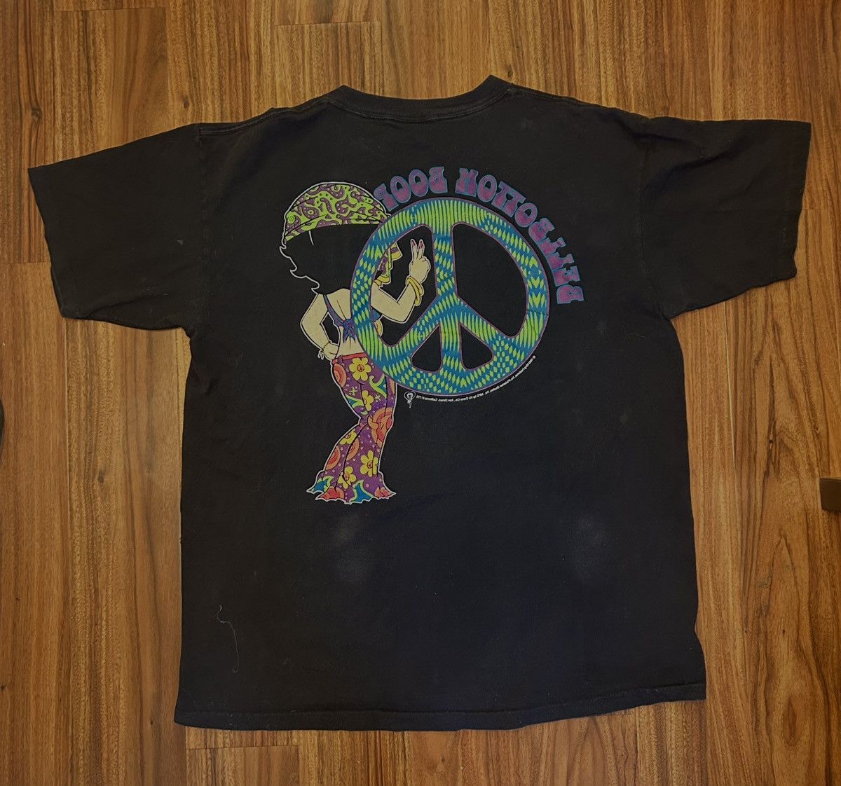 Vintage Vtg 1993 Betty Boop Bellbottom Boop Peace Sign T-Shirt XL Size US XL / EU 56 / 4 - 5 Thumbnail