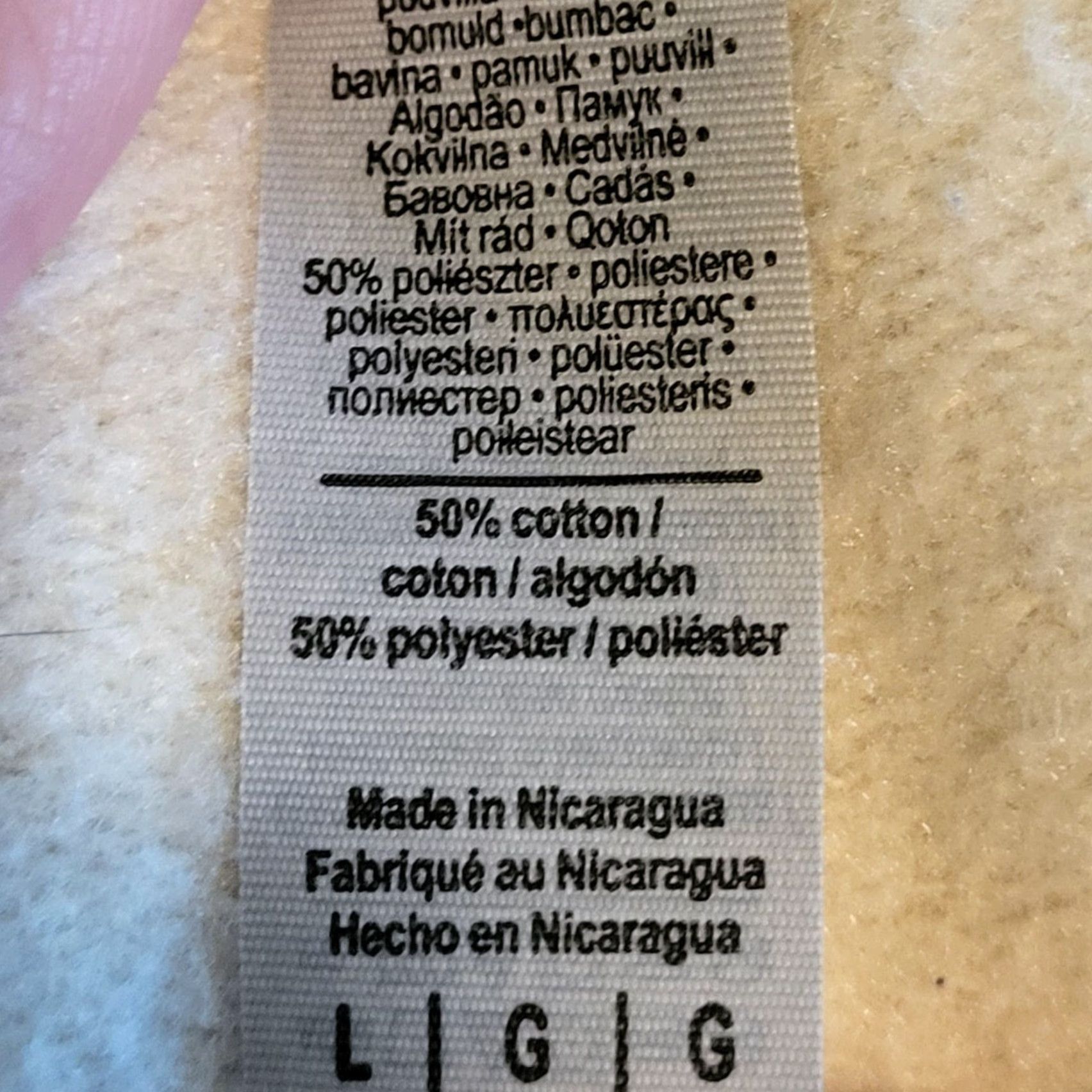Gildan VINTAGE Gildan Sweatshirt Have a Berry Nice Day Strawberry Shortcake Women's L Beige Long Sleeve Pullover Sweatshirt Regular Size Large Size L / US 10 / IT 46 - 5 Thumbnail