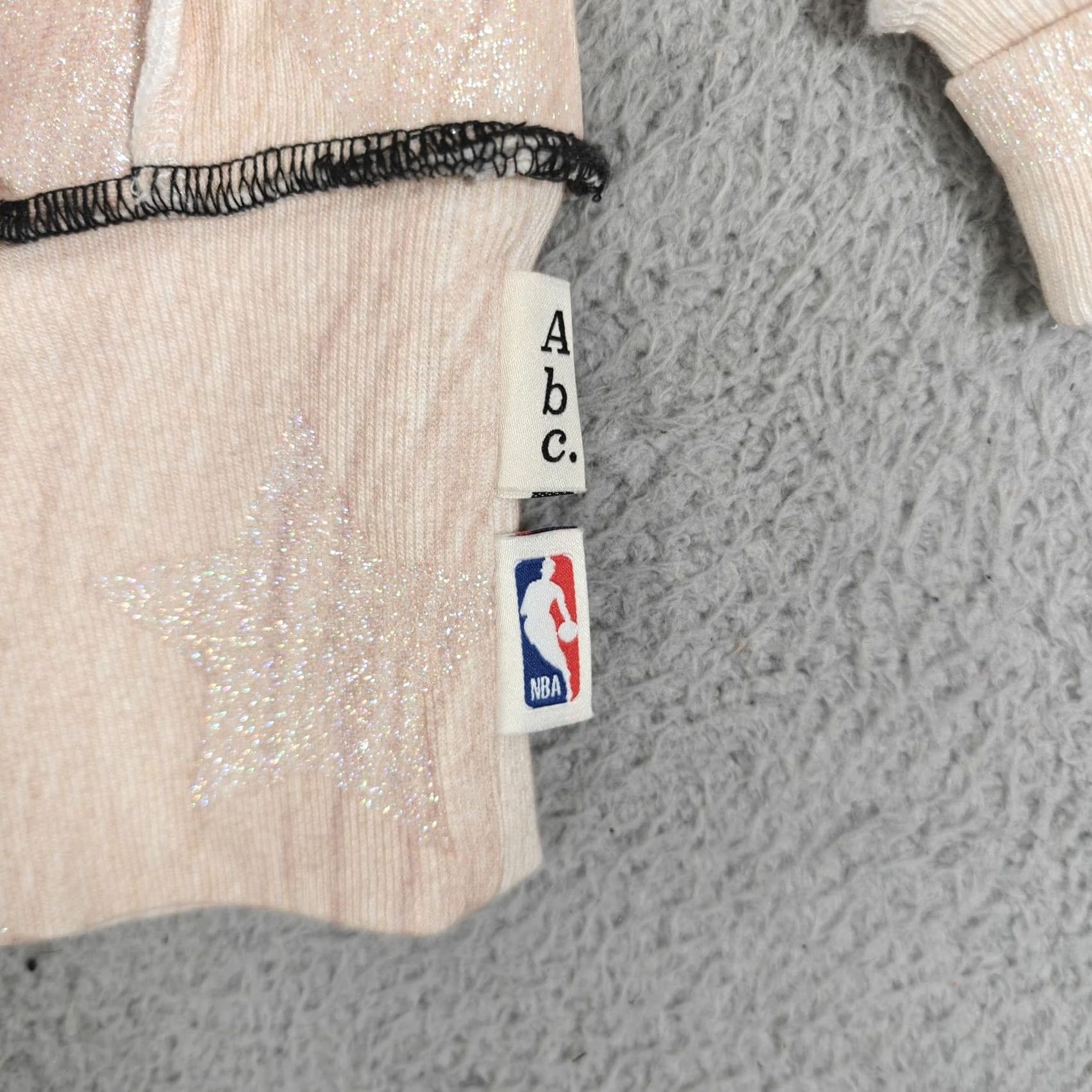 NBA VINTAGE Advisory Board Crystals Hoodie Mens Small NBA Brooklyn Nets Pullover Star Logo Graphic Print Pockets Size US S / EU 44-46 / 1 - 4 Thumbnail