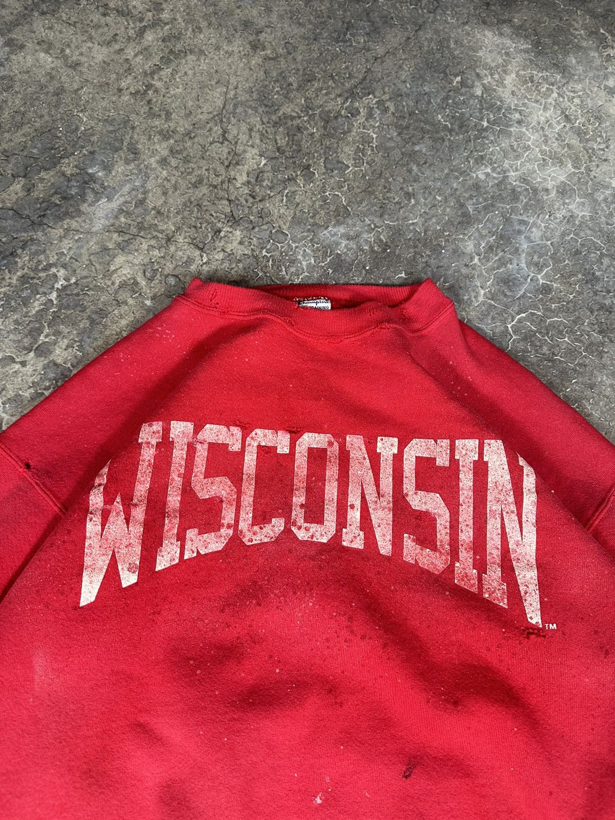 Champion × Vintage Vintage Thrashed Wisconsin Crewneck Size US L / EU 52-54 / 3 - 3 Thumbnail