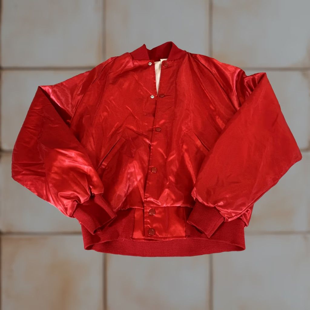 Etro VINTAGE Satin Jacket Mens Large Red Nylon Bomber Snap Lined USA 90s Retro Size US L / EU 52-54 / 3 - 1 Thumbnail