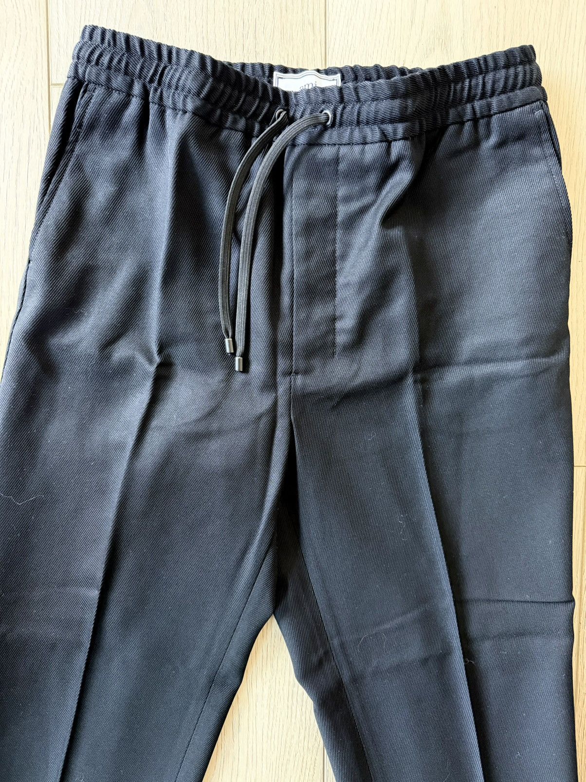 AMI AMI Elasticated Waist Wool Trousers Black Size US 28 / EU 44 - 2 Thumbnail