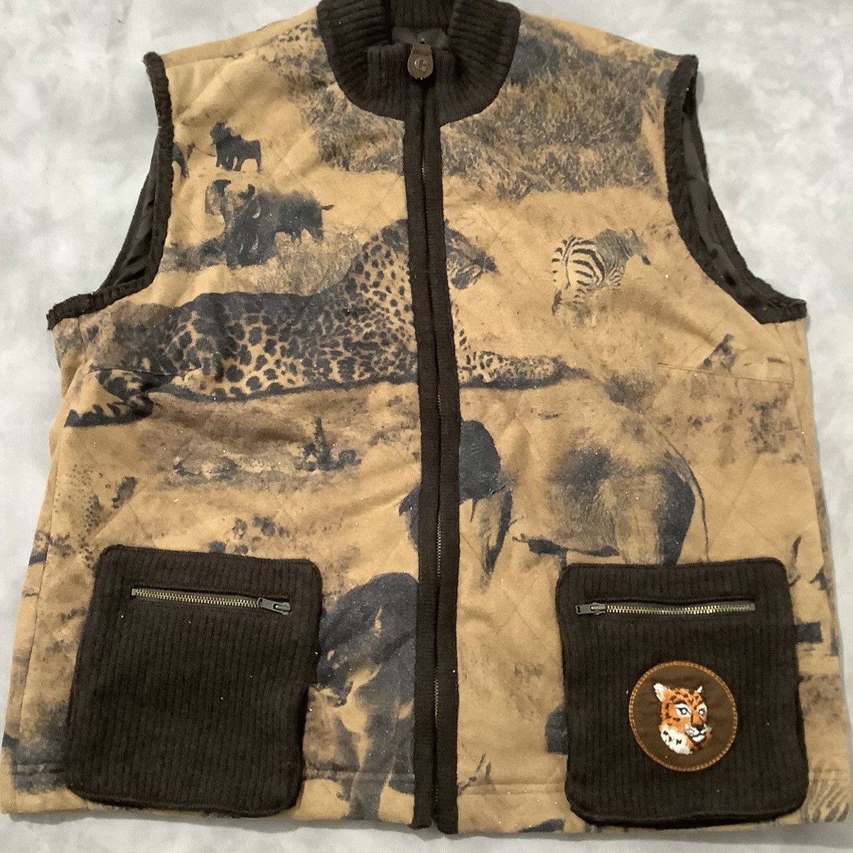 Art Comes First × Japanese Brand Need Gone❗️ Animal All Over Printed Vest La Moda Goji Size US M / EU 48-50 / 2 - 3 Thumbnail