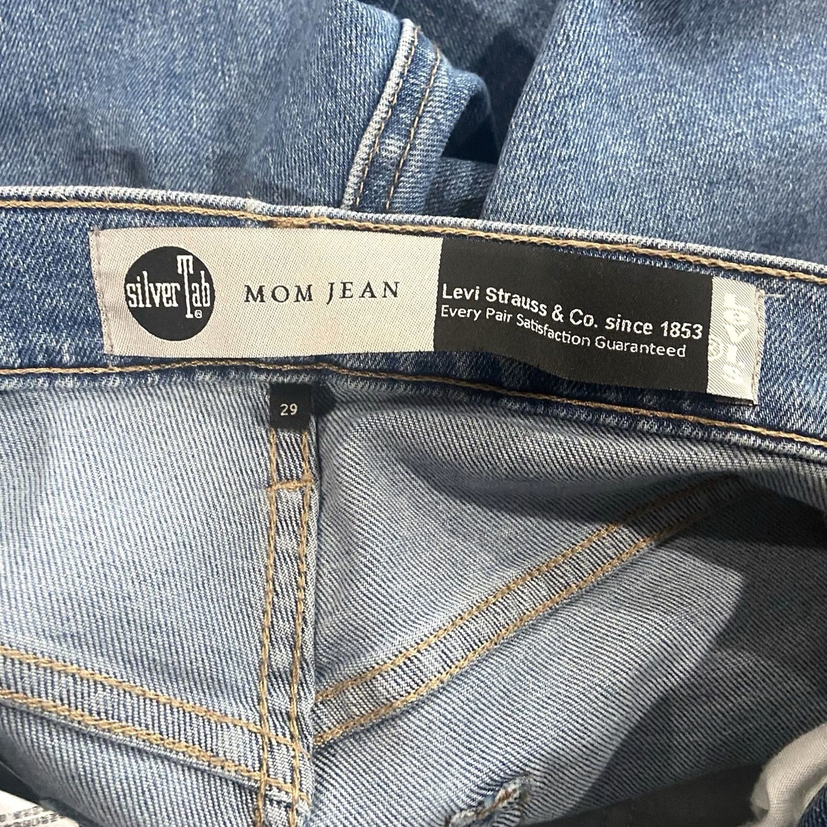 Levi's VINTAGE Levi's Silvertab Mom Jeans Womens Size 29x26 Blue Denim High Rise Stretch Distressed 5-Pocket Tapered Leg Jeans Mens No? Size 29" - 6 Thumbnail