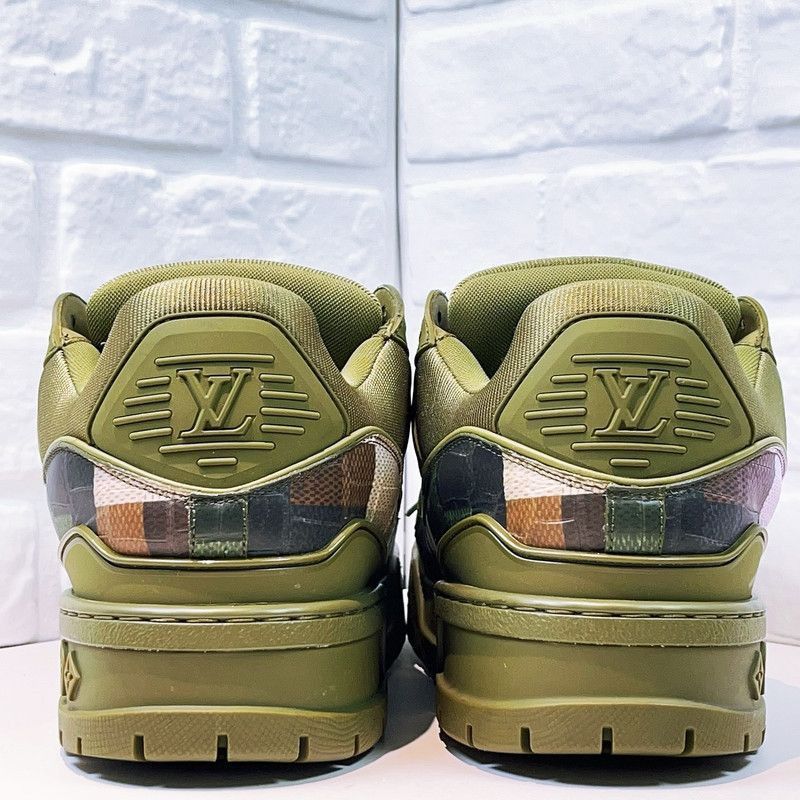 Louis Vuitton Louis Vuitton Trainer Maxi Leather Sneakers for Men -2508 Size US 9.5 / EU 42-43 - 3 Thumbnail