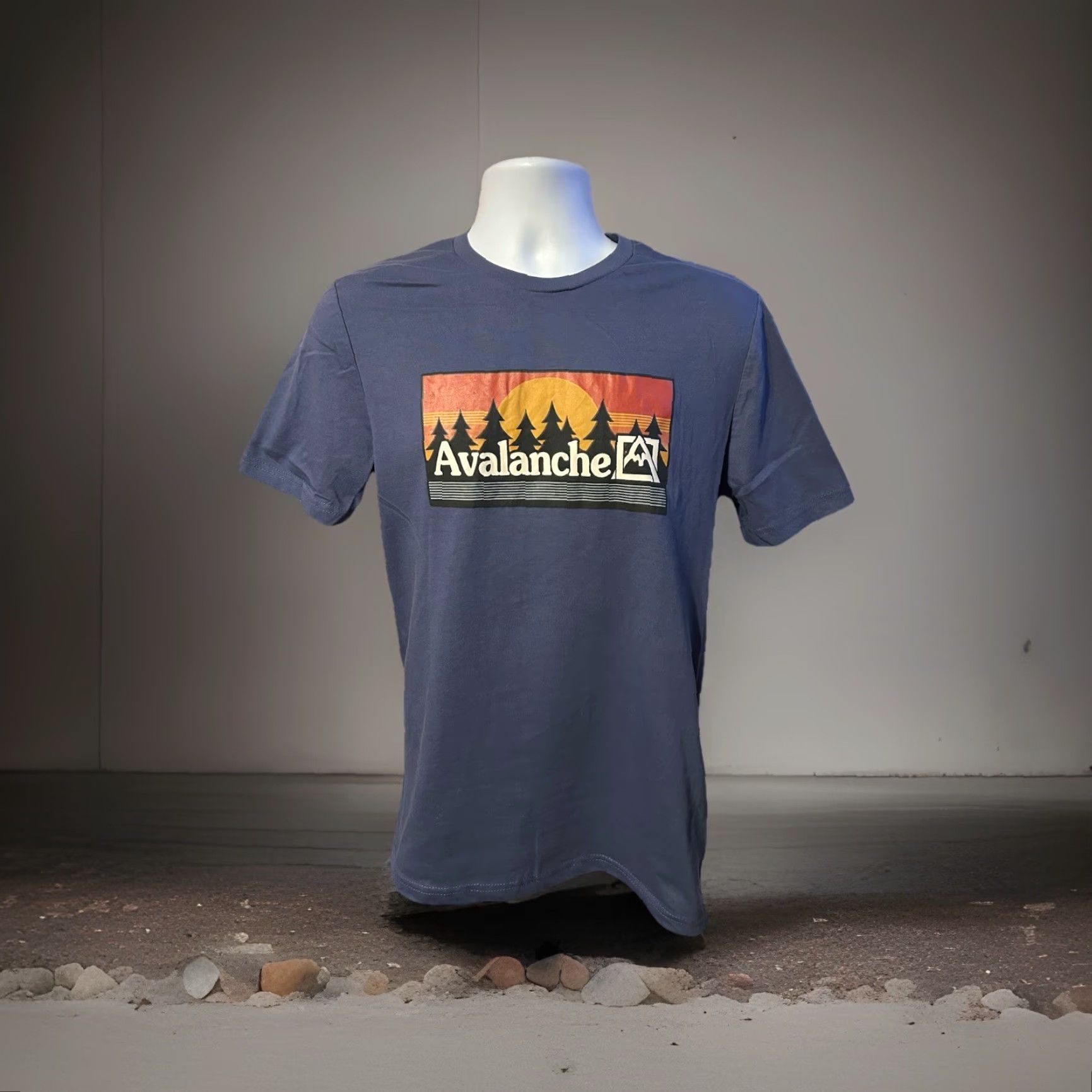 Avalanche VINTAGE Avalanche Outdoor Supply Co Shirt Men Medium Navy Camping Scene Short Sleeve Size US M / EU 48-50 / 2 - 3 Thumbnail