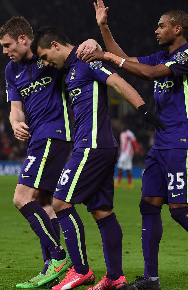 Nike × Vintage MANCHESTER CITY NIKE 2014/2015 SOCCER 3RD JERSEY #16 AGUERO Size US S / EU 44-46 / 1 - 16 Thumbnail