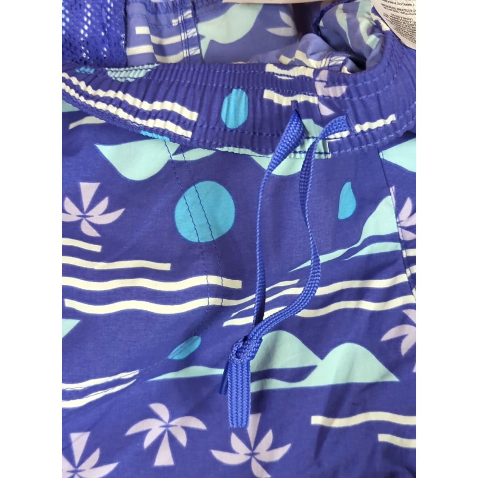 Vintage Columbia Shorts Sandy River II Printed Purple 3" Inseam Women's Medium Elastic Waist Slab Pocket Swin Outdoor Casual Travel Size 32" / US 10 / IT 46 - 5 Thumbnail