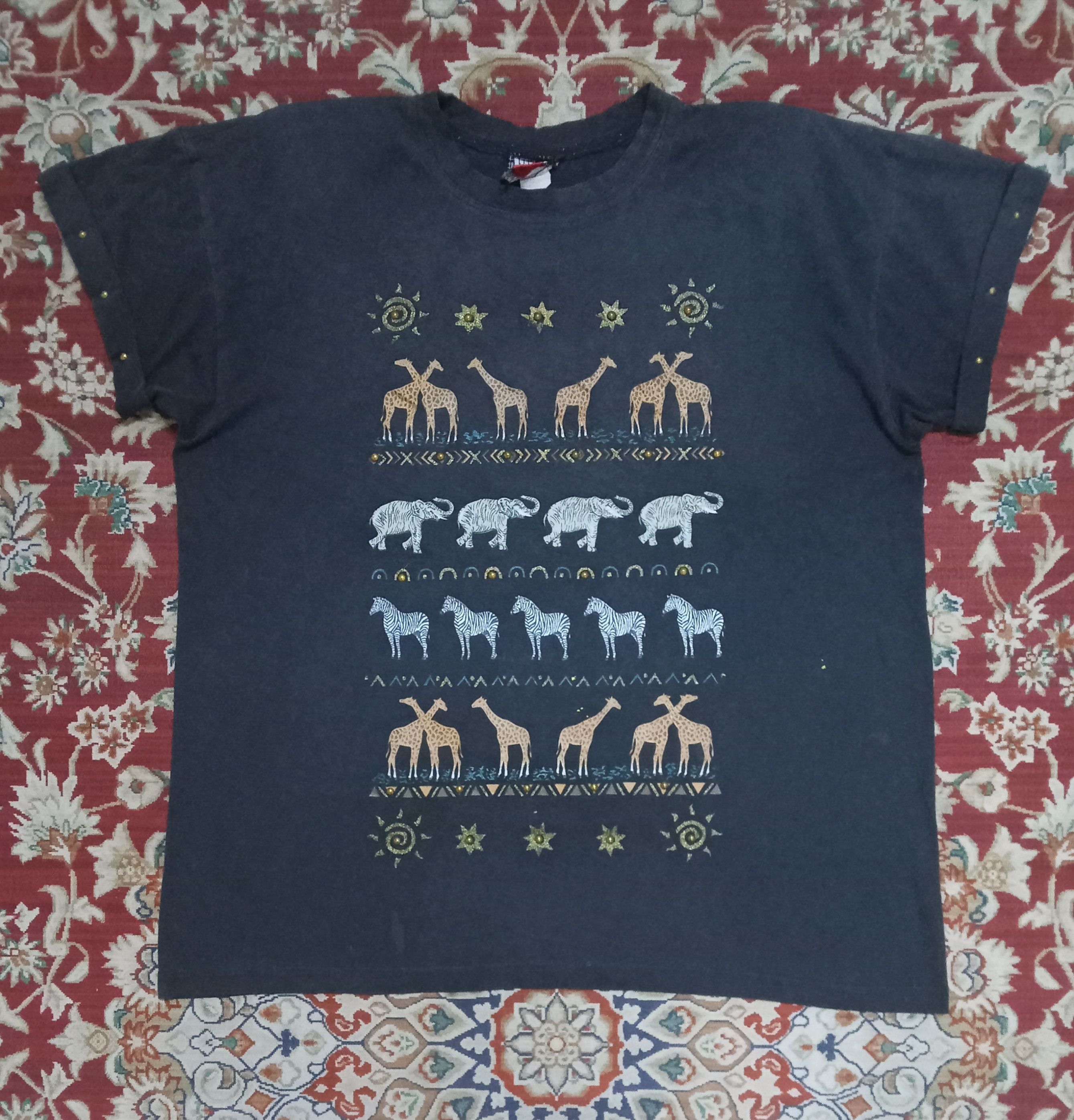 Vintage Vintage Boos Animals Motive Rare T Shirt Size ONE SIZE - 1 Thumbnail