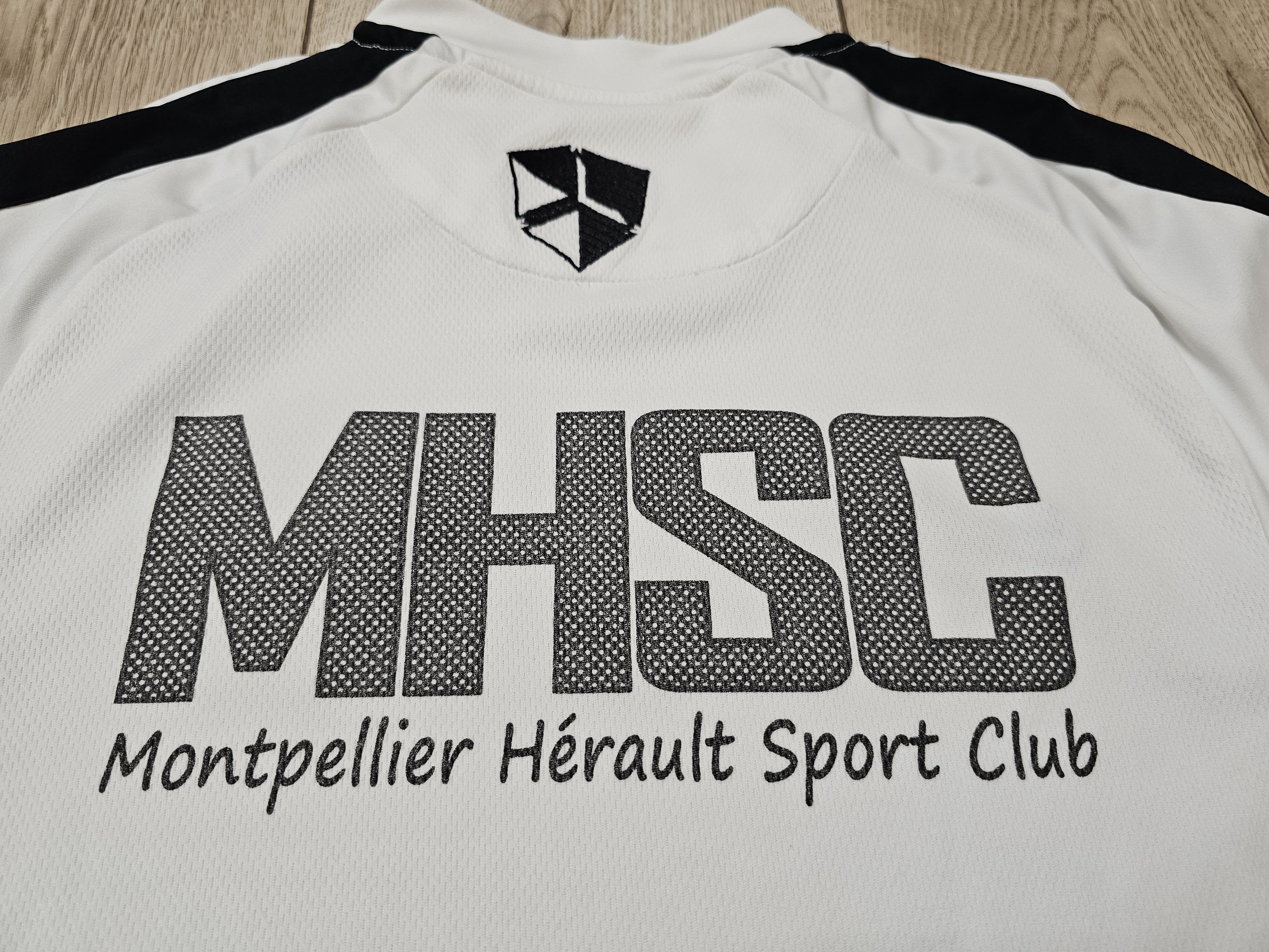 Nike MONTPELLIER 2010 2011 TRAINING FOOTBALL SHIRT SOCCER JERSEY Size US S / EU 44-46 / 1 - 5 Thumbnail