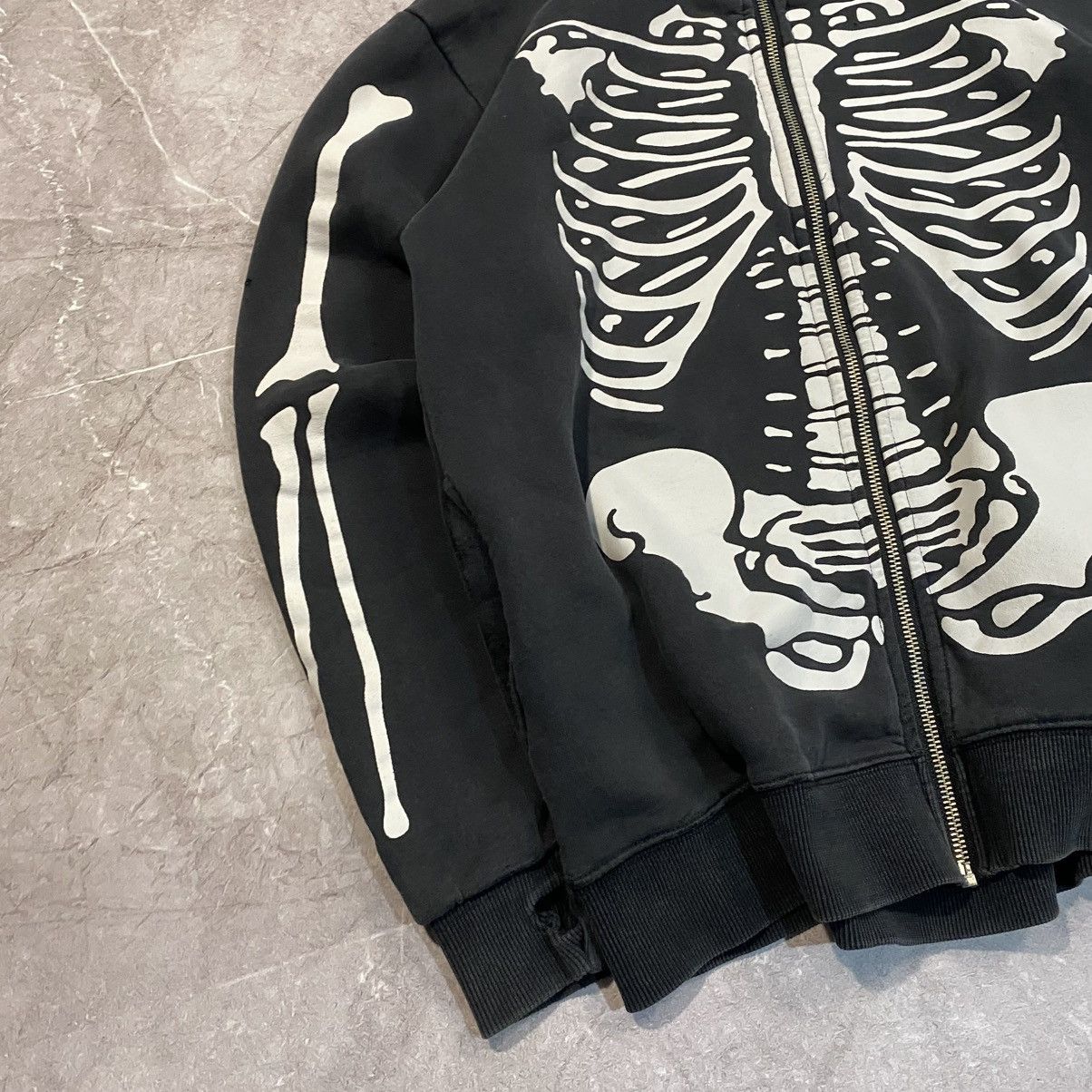 Japanese Brand × Vintage VINTAGE SKELETON FULL ZIP HOODIE STREETWEAR OVER PRINT 00s Size US S / EU 44-46 / 1 - 2 Thumbnail