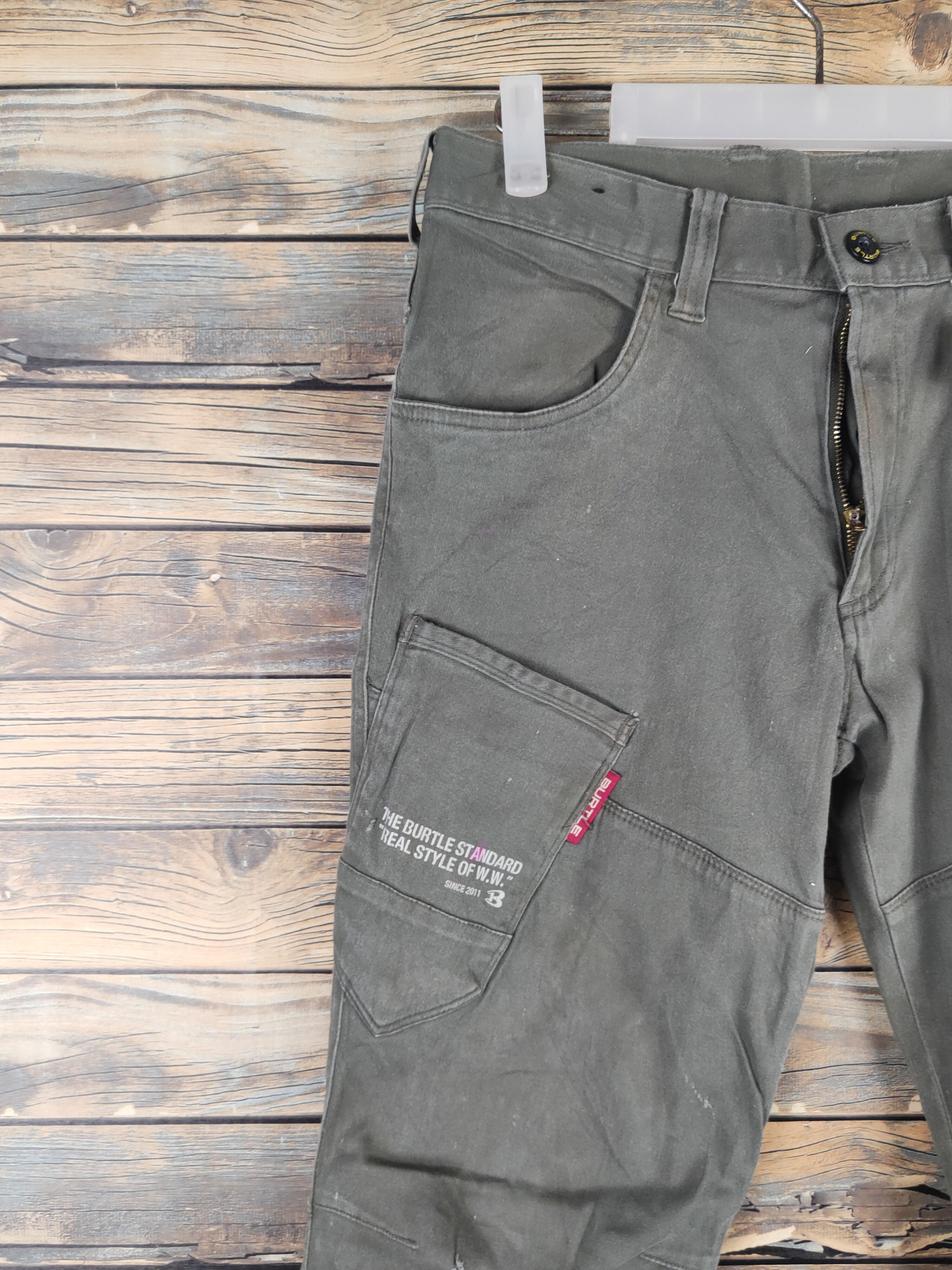 Japanese Brand DL Burtle Army Green Multipocket Cargo Pants #46-223T Size US 30 / EU 46 - 4 Thumbnail