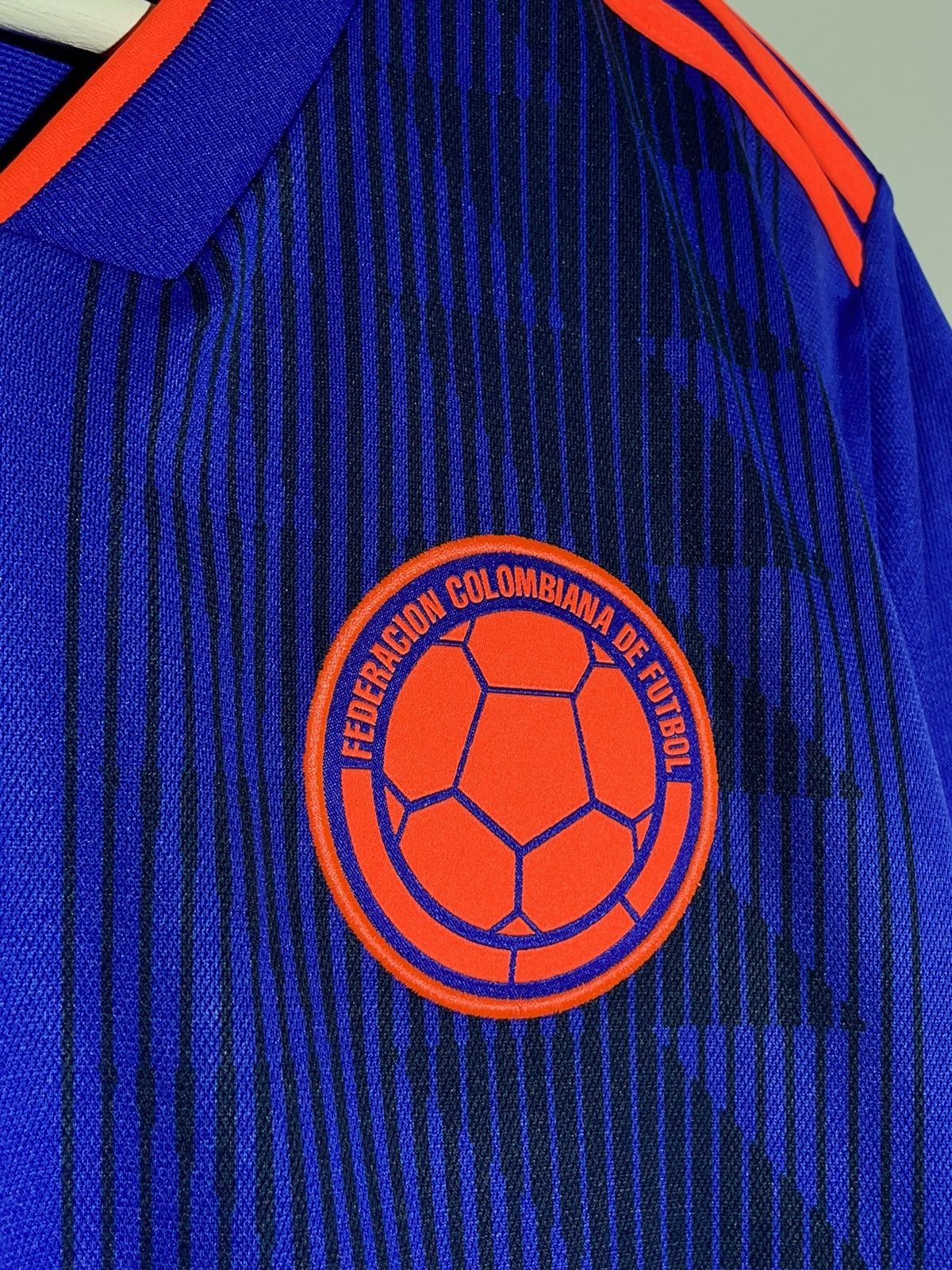 Adidas National Team Colombia 2018 Away Y2k Football Shirt Size US S / EU 44-46 / 1 - 4 Thumbnail