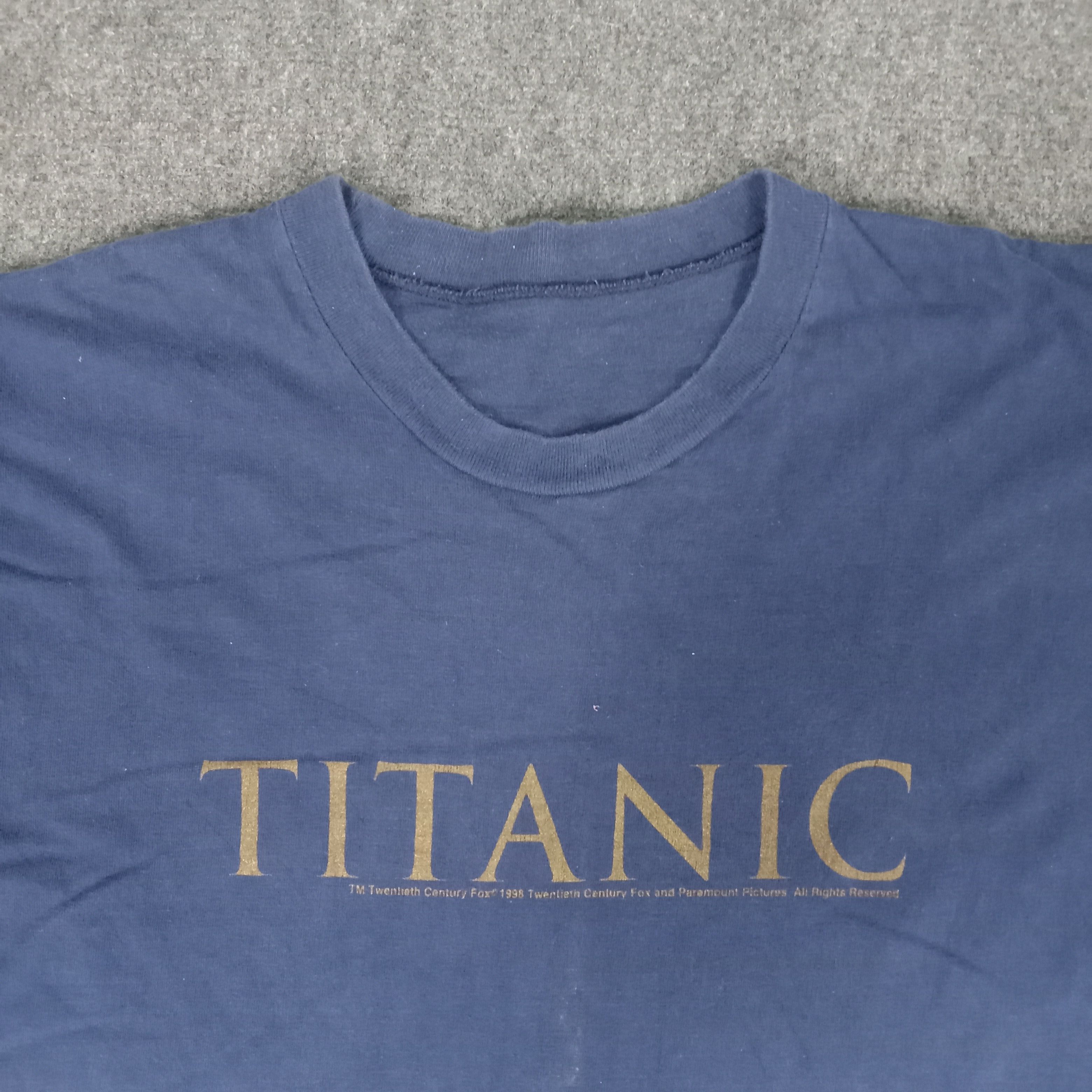 Vintage Titanic American Romance Movies Tshirt Size US L / EU 52-54 / 3 - 2 Thumbnail