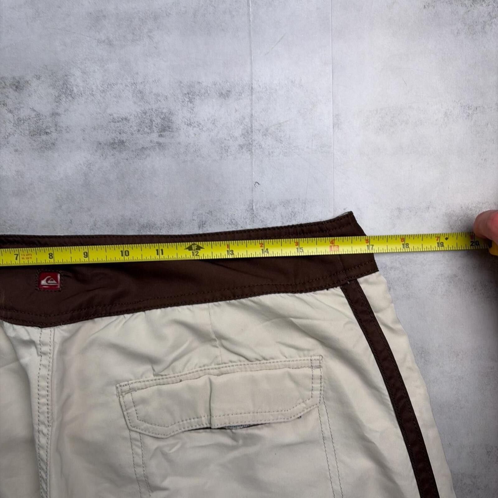 Quiksilver Y2K Beige Quiksilver Surf Grunge Baggy Board Shorts Size US 34 / EU 50 - 6 Thumbnail