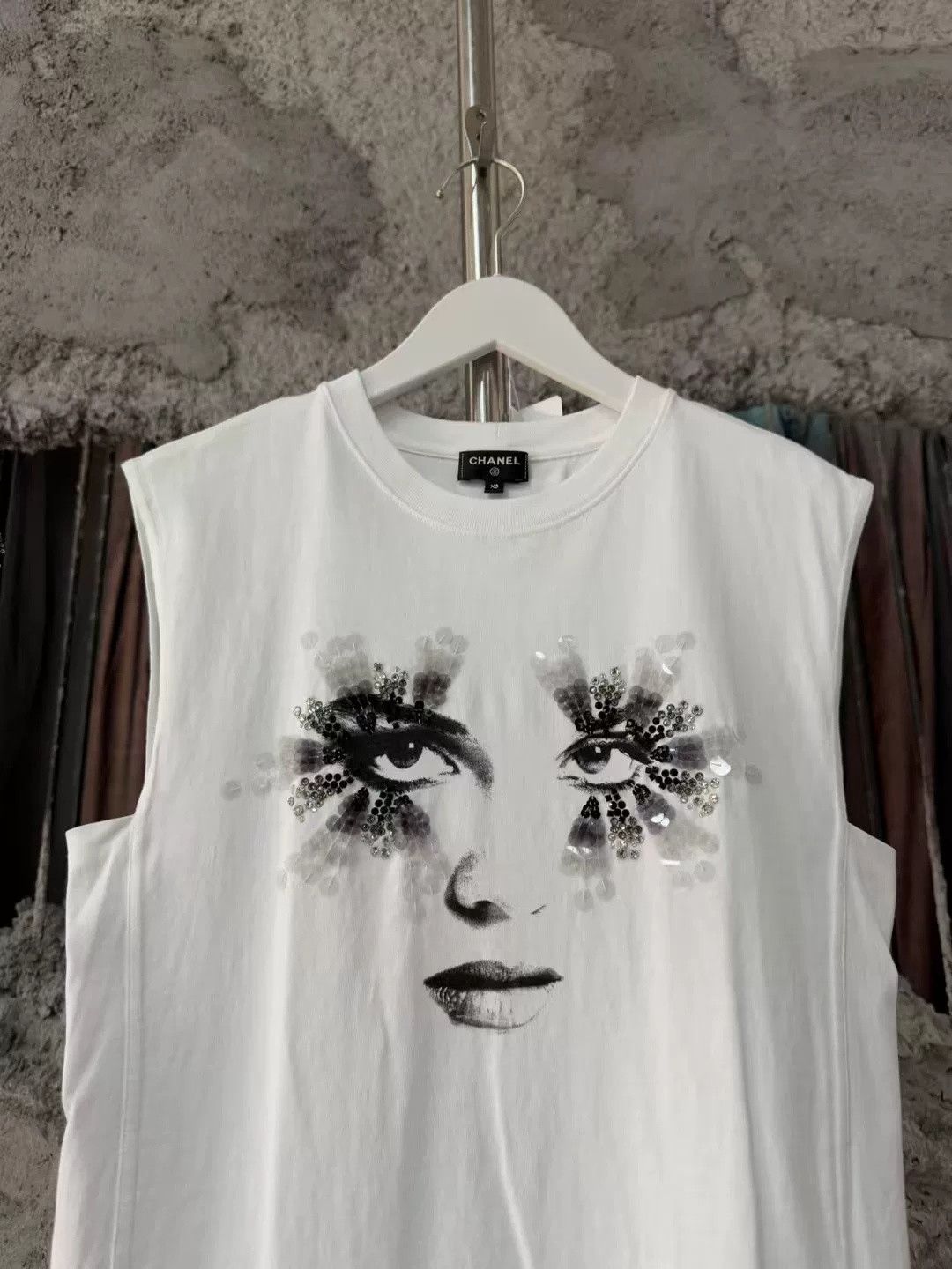 Chanel Chanel Sequin Lady Portrait Vest Size US S / EU 44-46 / 1 - 4 Thumbnail