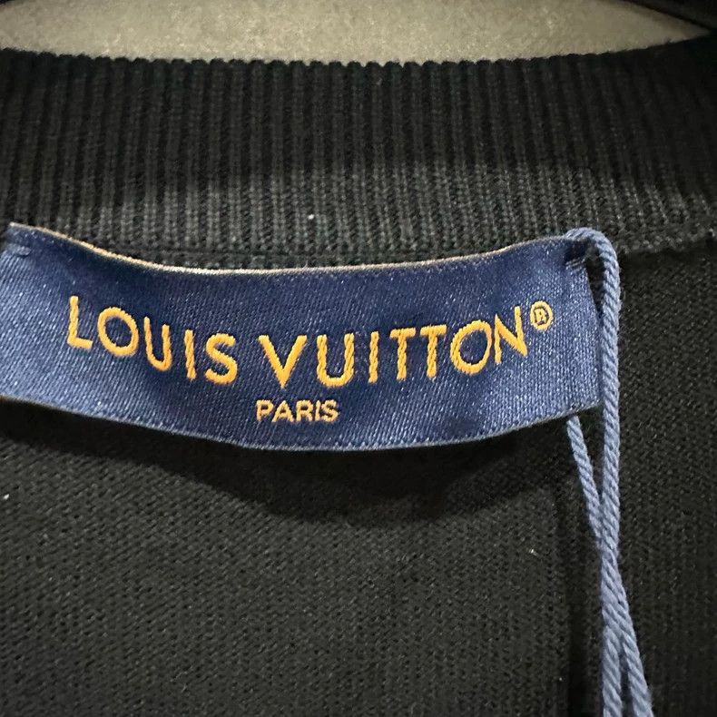 Louis Vuitton Louis Vuitton New rhinestone gradient knitted short sleeve Size US XXL / EU 58 / 5 - 4 Thumbnail