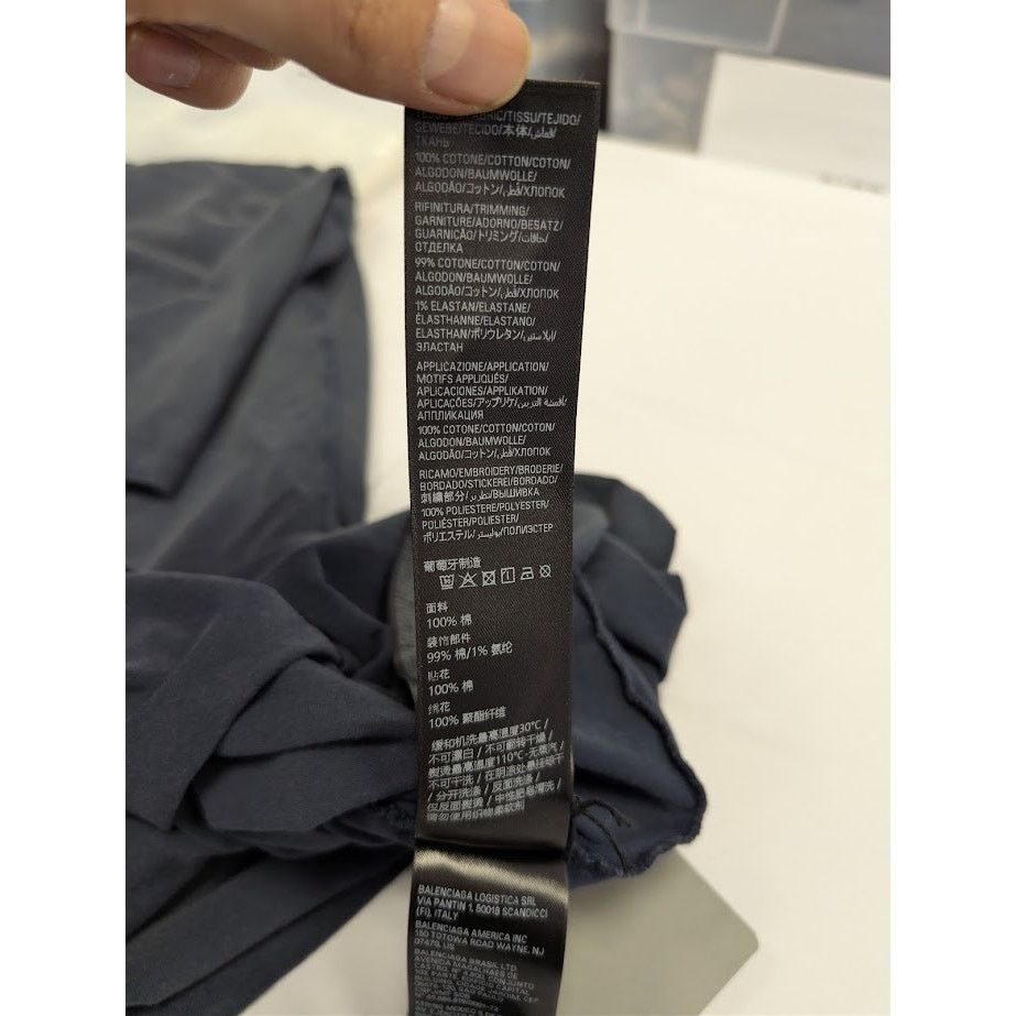Balenciaga o1rshd1 Luxury Tee Shirt in Blue Size US L / EU 52-54 / 3 - 21 Thumbnail