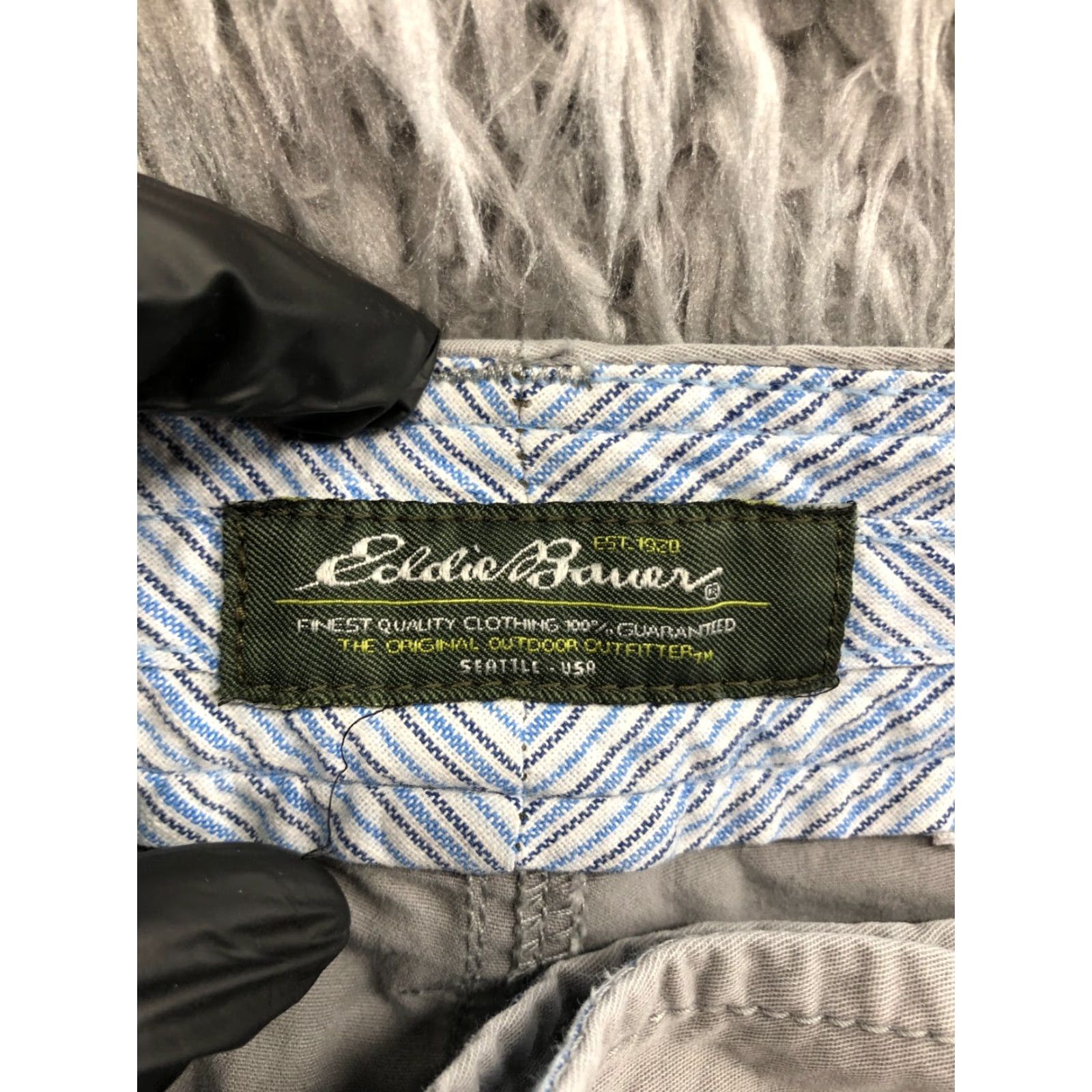 Eddie Bauer Eddie Bauer Chino Shorts Womens Size 8 Mid Rise Gray Size 30" / US 8 / IT 44 - 7 Thumbnail