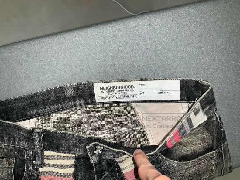Neighborhood Neighborhood size S jeans Size US 27 - 5 Thumbnail