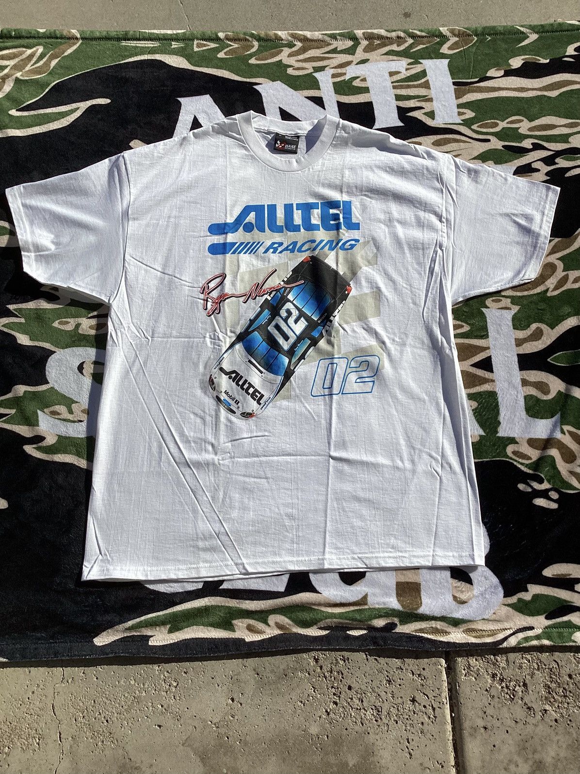 Chase Authentics Vintage Ryan Newman AllTel speed has a voice NASCAR racing T Size US XL / EU 56 / 4 - 4 Thumbnail