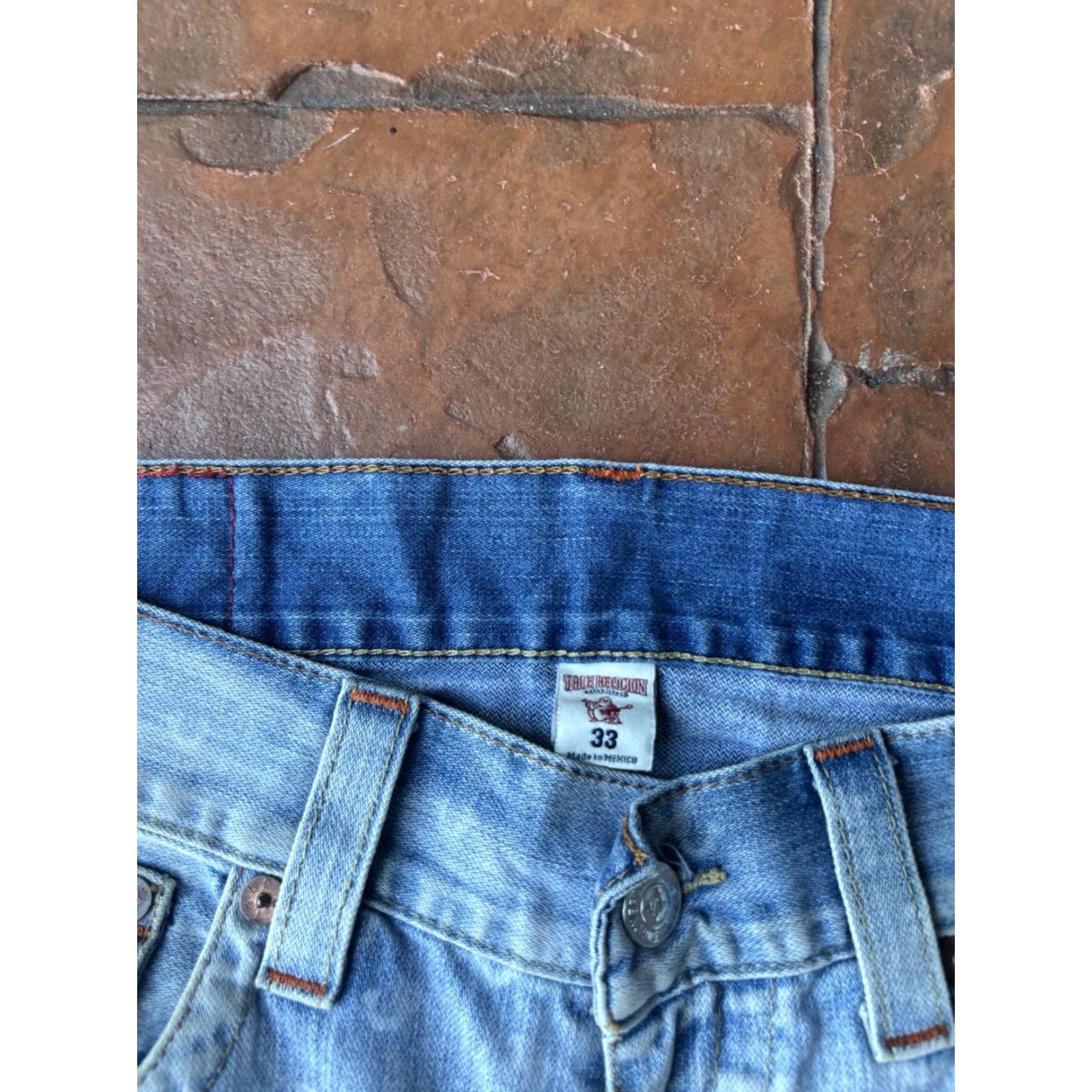 True Religion Y2K True Religion Mens Distressed Cut Off Jean Shorts 33 Blue Denim Distressed Front Flat Front Cargo Pockets Relaxed Casual Size US 33 - 3 Thumbnail