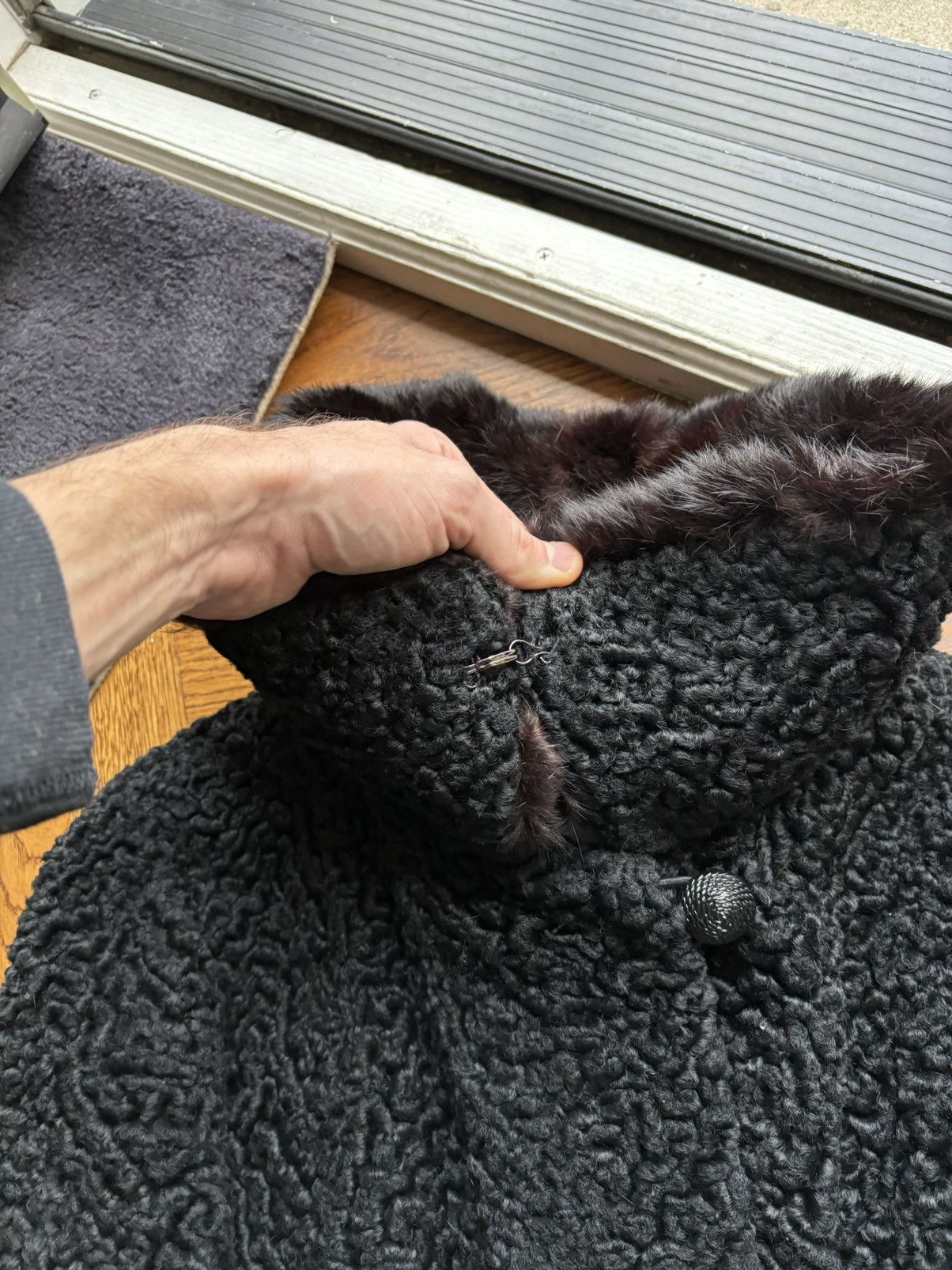 Vintage 1960s Astrakhan Coat Vintage Persian Lamb Wool Fur Trim Pea Size US XS / EU 42 / 0 - 8 Thumbnail