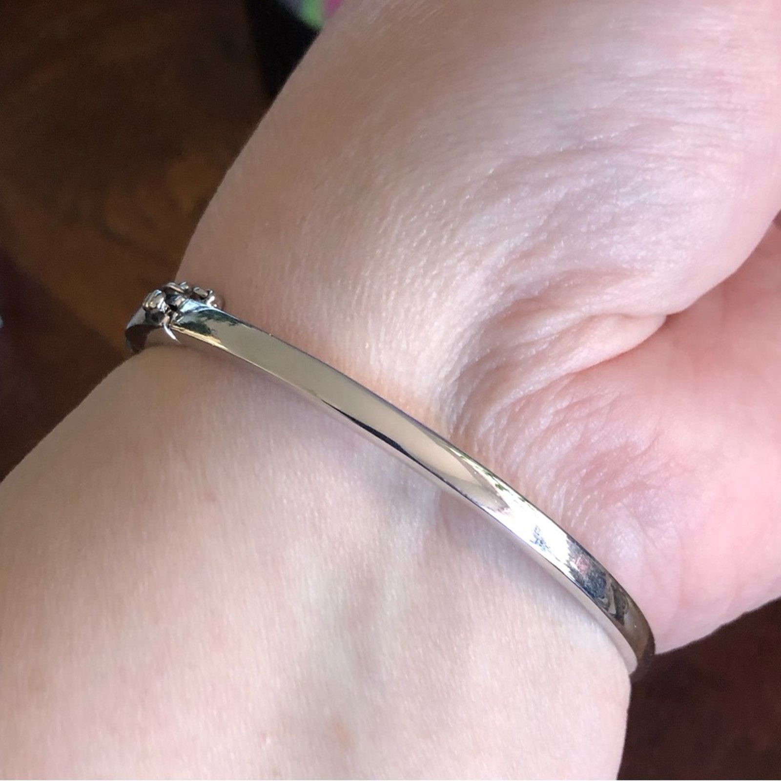 Jewelry Oval colorful glass stone silver bangle bracelet Size ONE SIZE - 10 Thumbnail