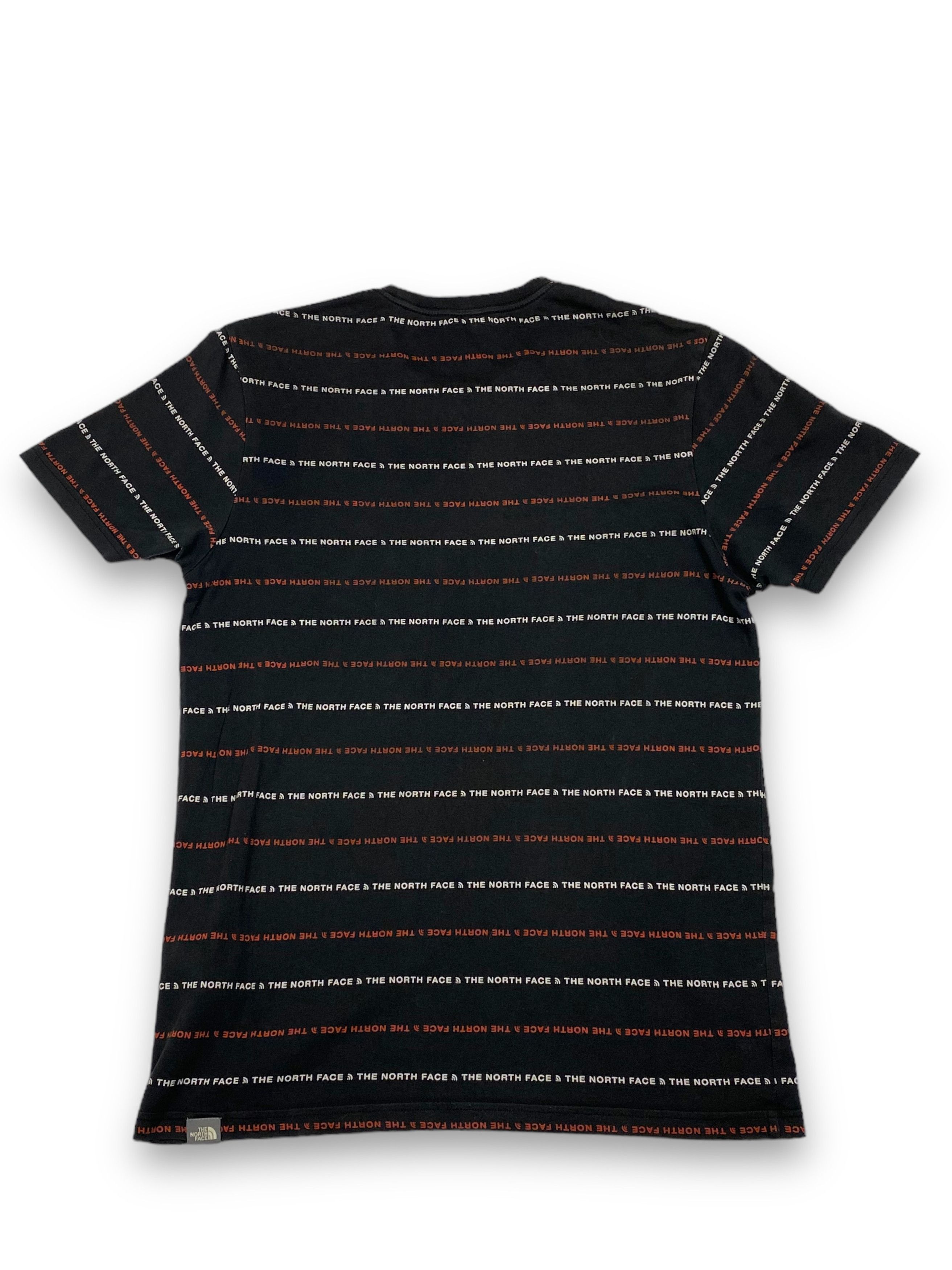 The North Face Vintage THE NORTH FACE Monogram Black Faded T-Shirt M782 Size US S / EU 44-46 / 1 - 9 Thumbnail