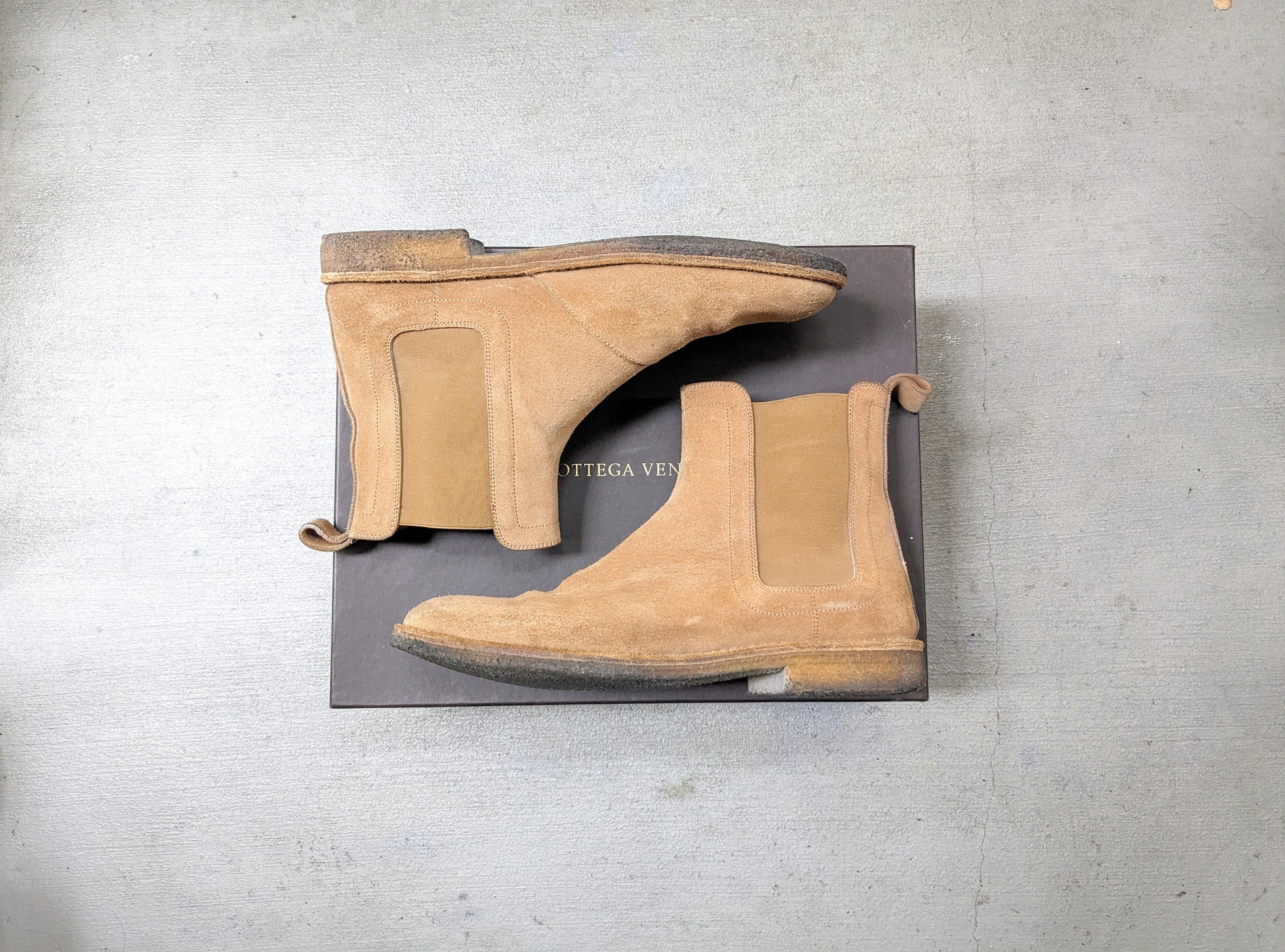 image of Bottega Veneta Chelsea Boots 9 42 Beige Suede Brown Desert, Men's