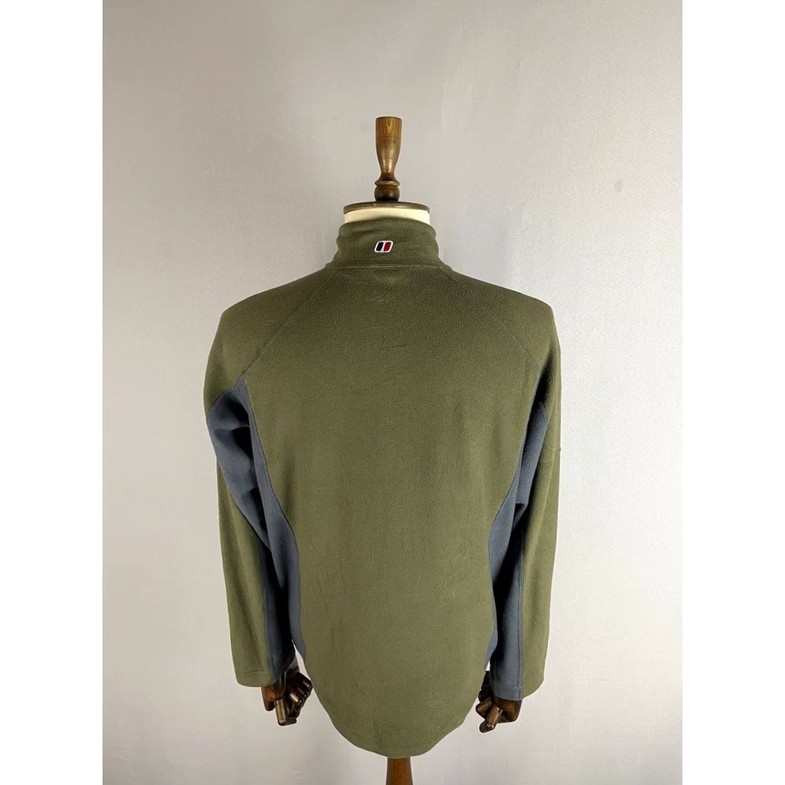 Berghaus Berghaus Mens Fleece Jacket Size L Olive Green Polyester Comfort Long Sleeve Size US L / EU 52-54 / 3 - 2 Thumbnail