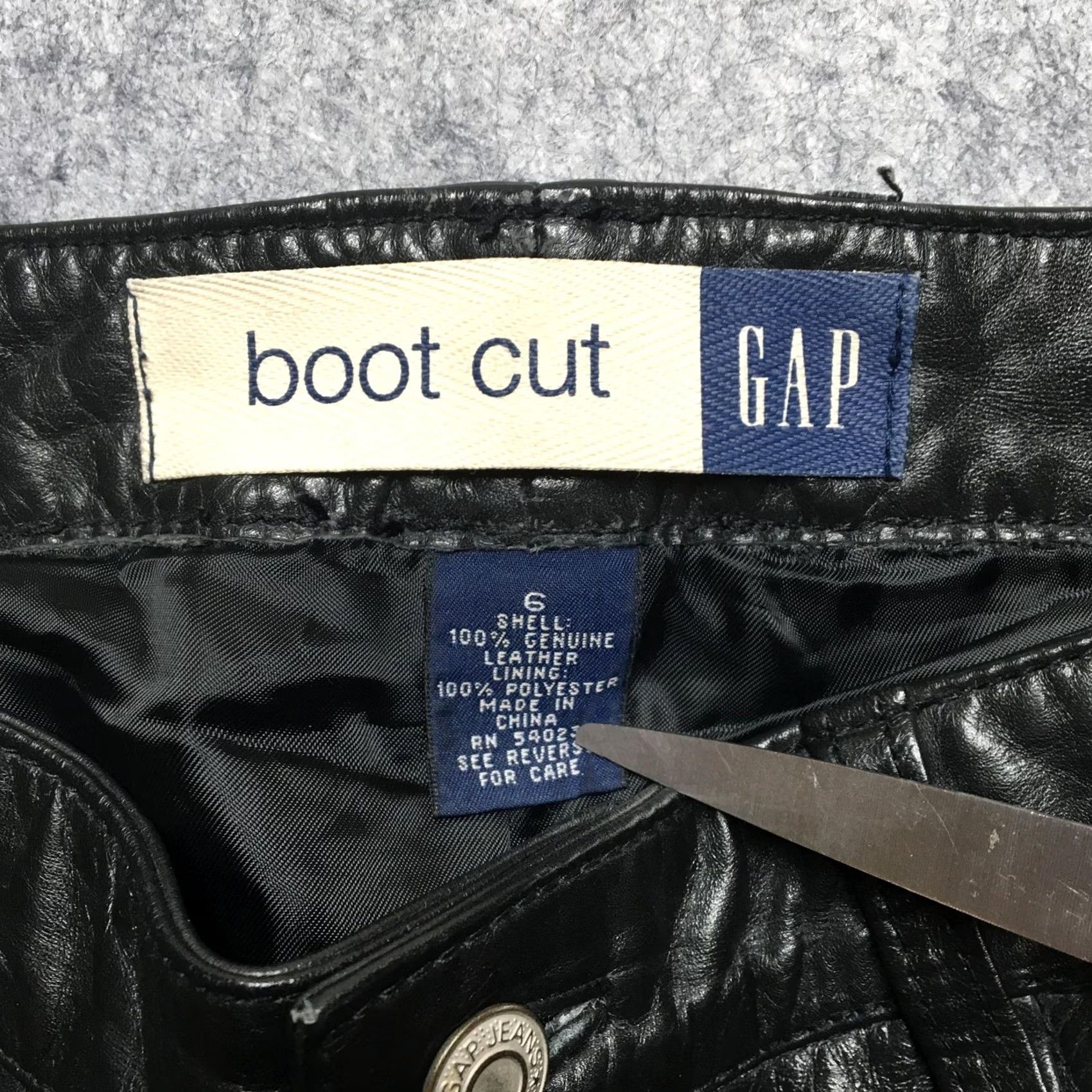 Gap VTG Gap Boot Cut Leather Pants Womens 6 Black Lined Five Pocket Dressy Pants Jeans Size 28" / US 6 / IT 42 - 3 Thumbnail