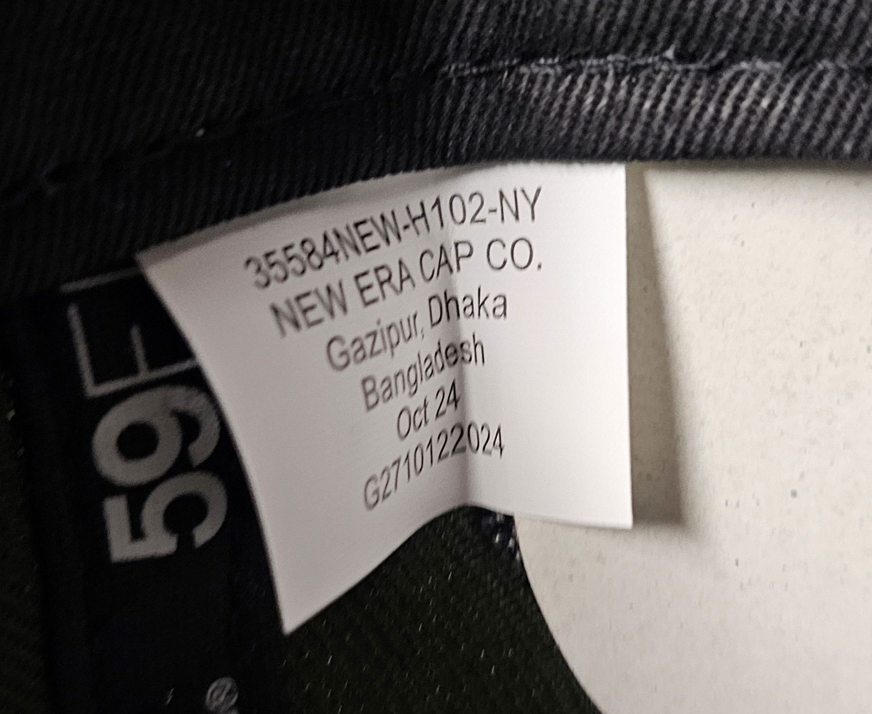 New Era × Supreme SUPREME GRINCH BOX LOGO NEW ERA 59FIFTY FITTED CAP GREEN Size ONE SIZE - 5 Thumbnail