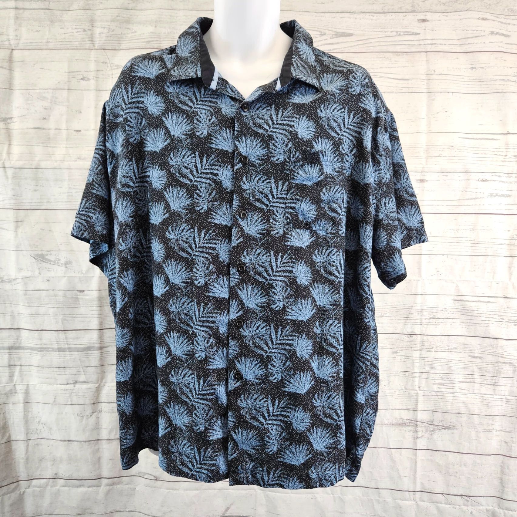 Nat Nast Nat Nast Mens Button Front Shirt Sz 2XL Blue Black Silk Blend Short Sleeve Size US XXL / EU 58 / 5 - 2 Thumbnail