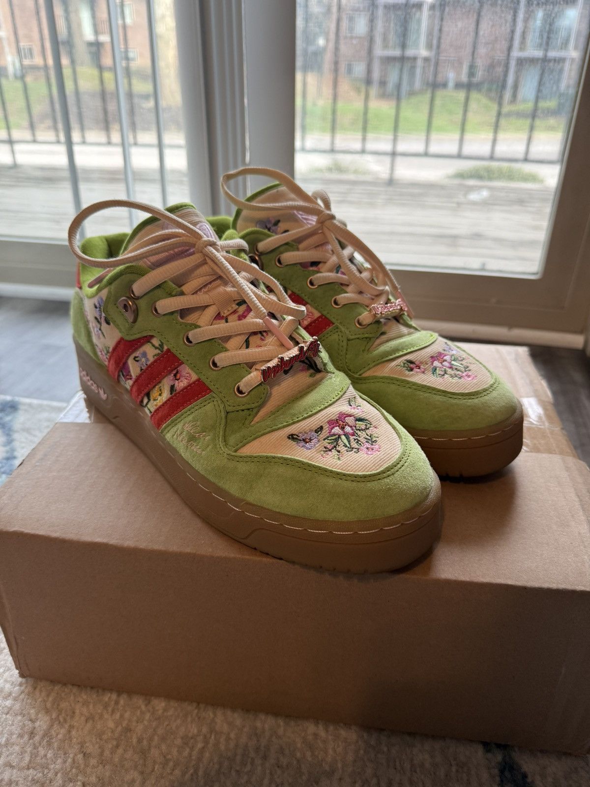 Adidas Adidas x Unheardof Grandma’s Couch Green 1/100 Size US 10 / EU 43 - 1 Thumbnail