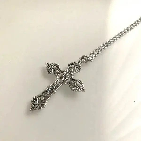 Other Aesthetic Goth Vintage Cross Pendant Necklace Size ONE SIZE - 3 Thumbnail