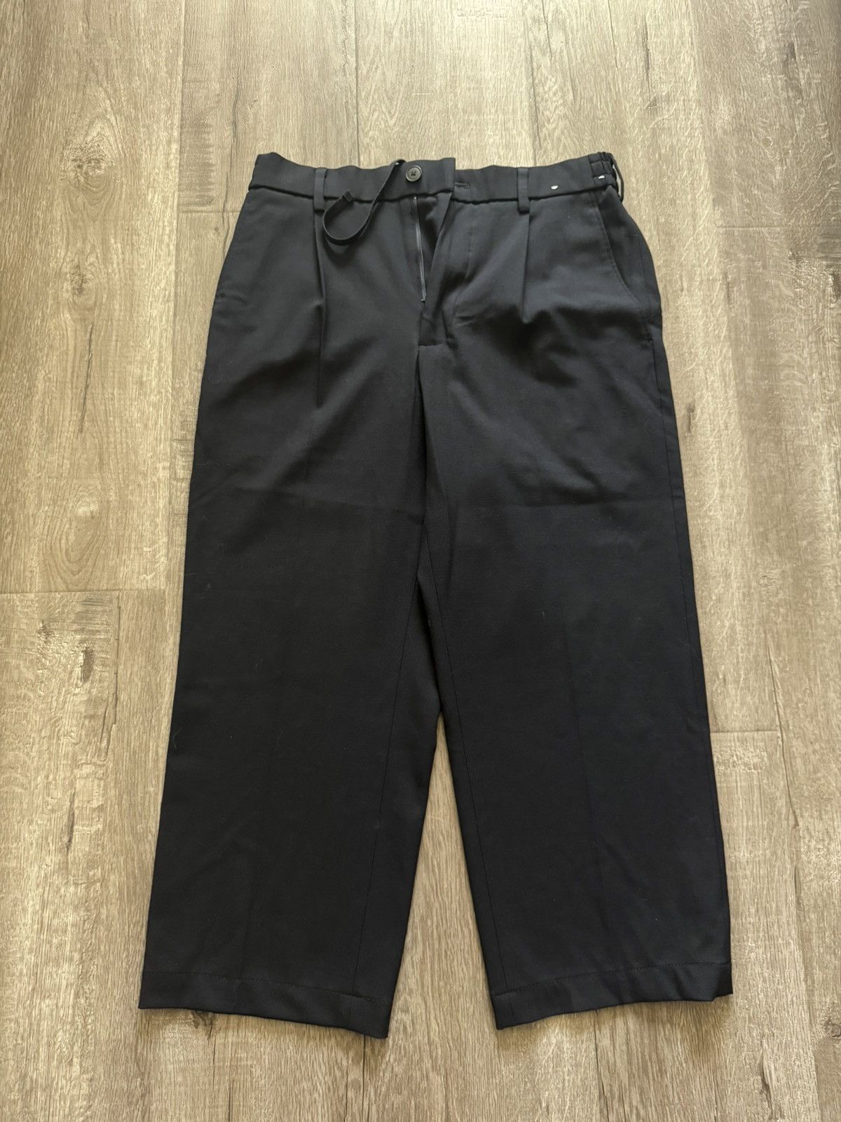 Uniqlo Uniqlo Men’s Navy Trousers Size US 30 / EU 46 - 1 Thumbnail