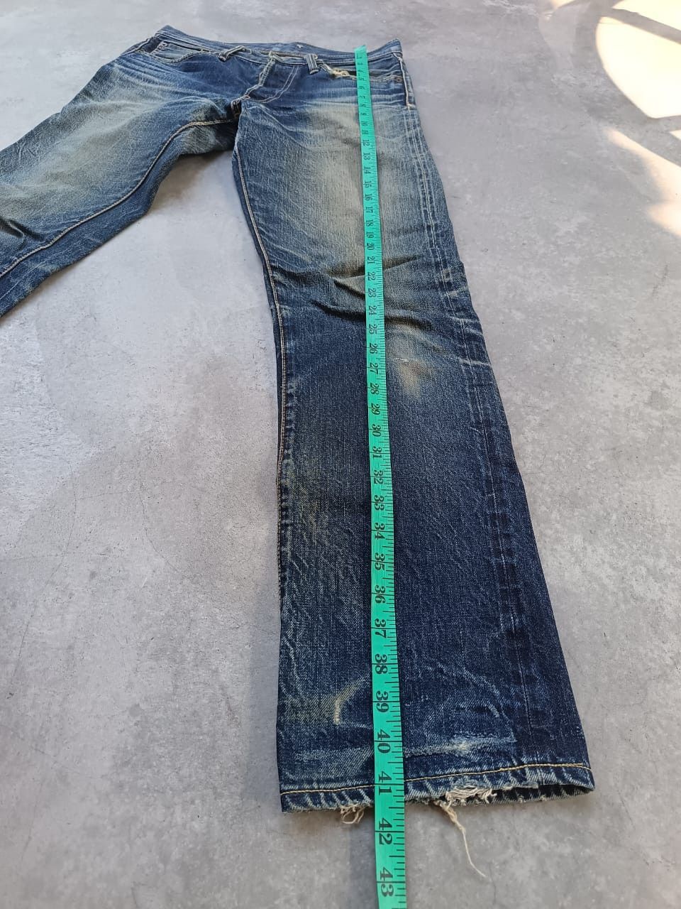Japanese Brand Burgus plus nice distressed slevege jeans made in Japan Size US 29 - 15 Thumbnail