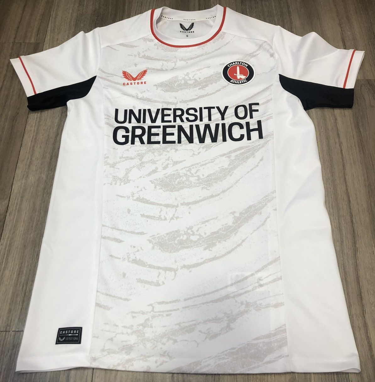 Other Charlton Athletic away jersey Size US S / EU 44-46 / 1 - 1 Thumbnail
