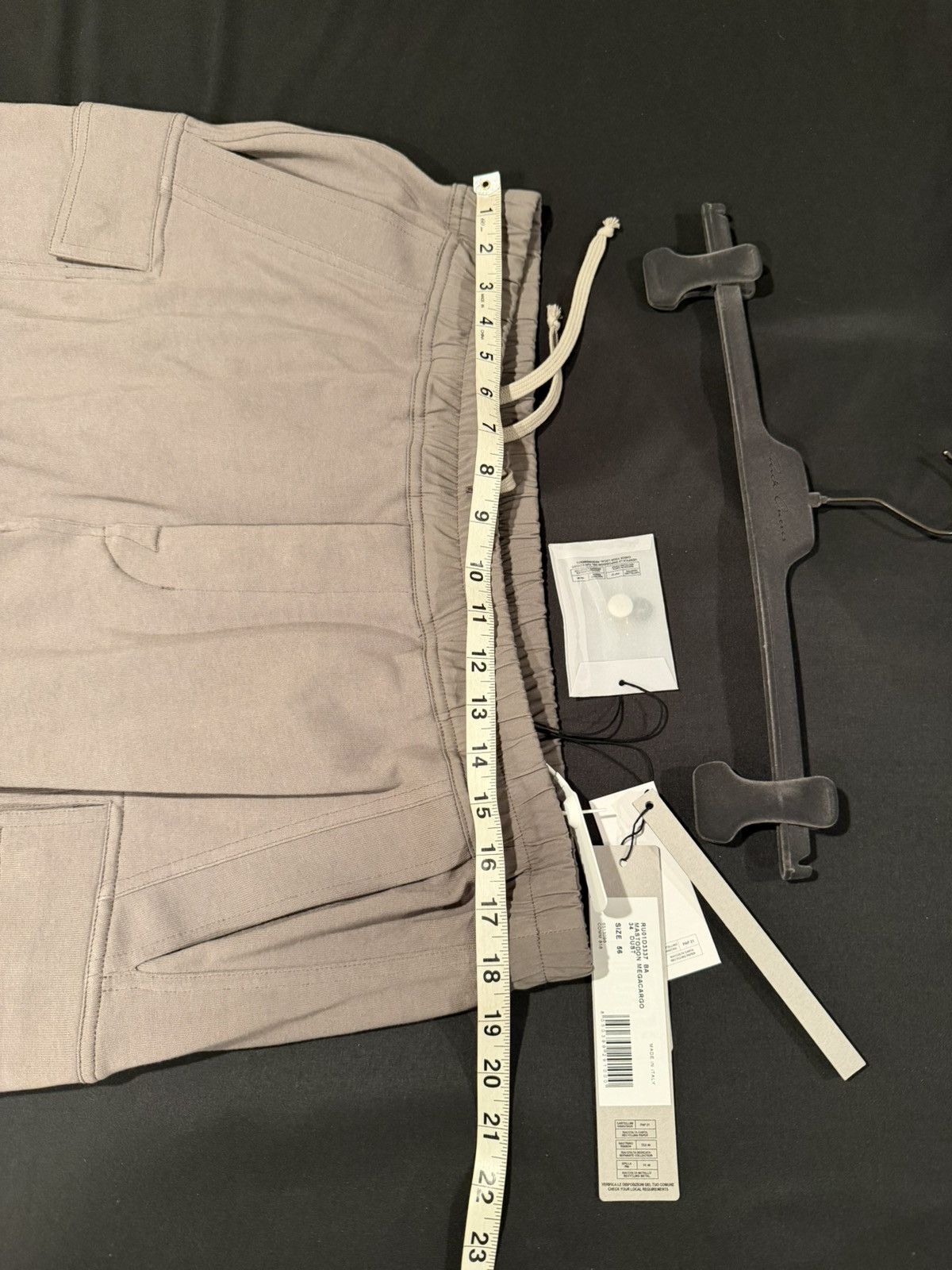 Rick Owens Rick Owens cargo pants. 56/38-40. $1290 Size US 40 / EU 56 - 10 Thumbnail