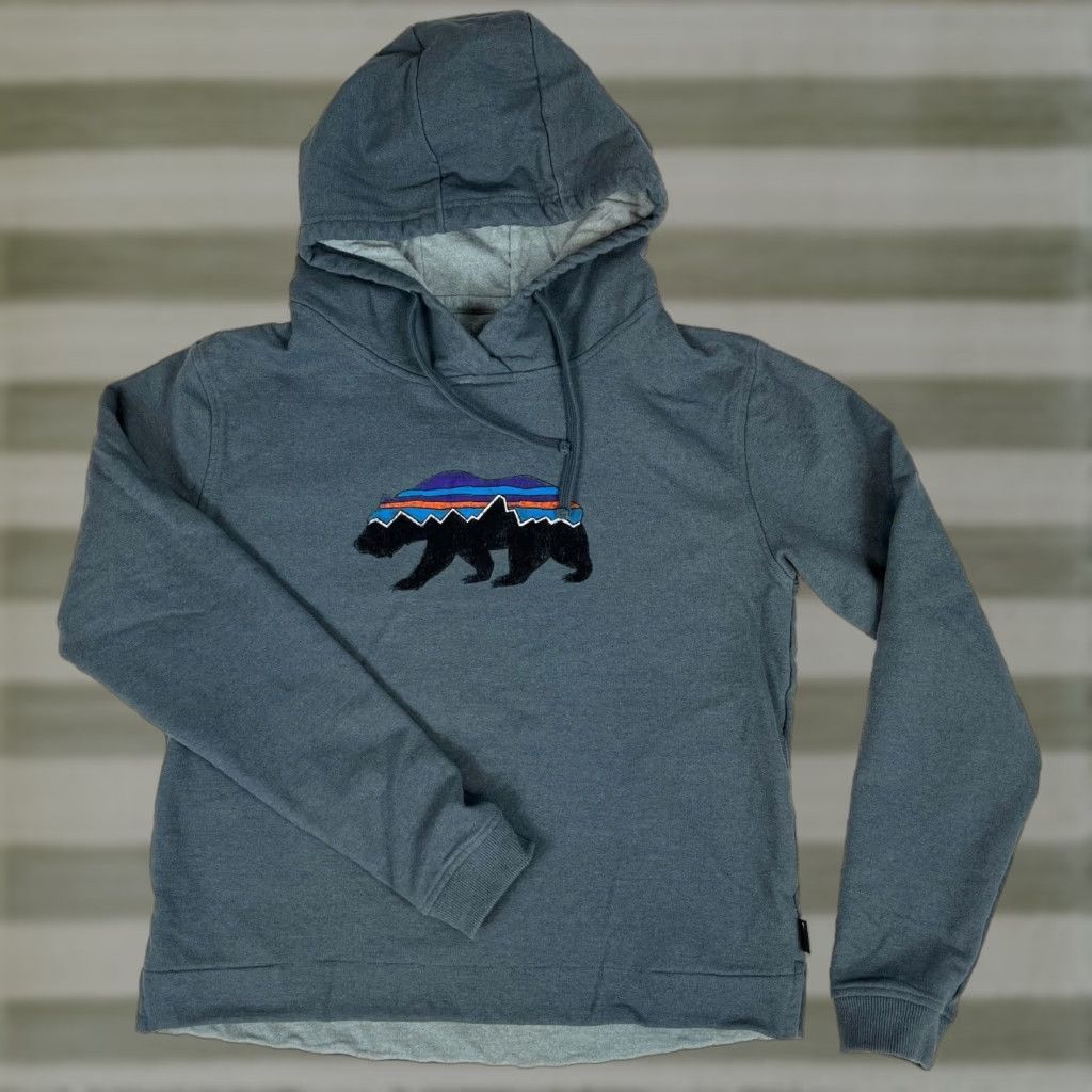 Patagonia Patagonia Women's Fitz Roy Bear Uprisal Hoody Hoodie Pullover XS? No. Size M / US 6-8 / IT 42-44 - 1 Thumbnail