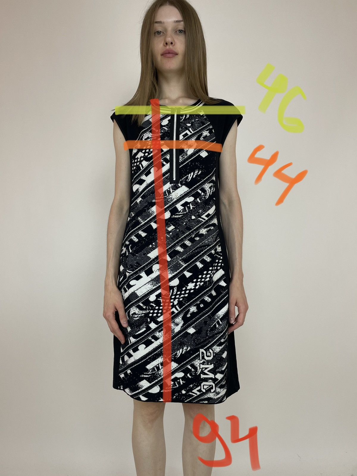 Other MARCCAIN SPORTS DRESS Sleeve less Womens size 4 Size XS / US 0-2 / IT 36-38 - 12 Thumbnail