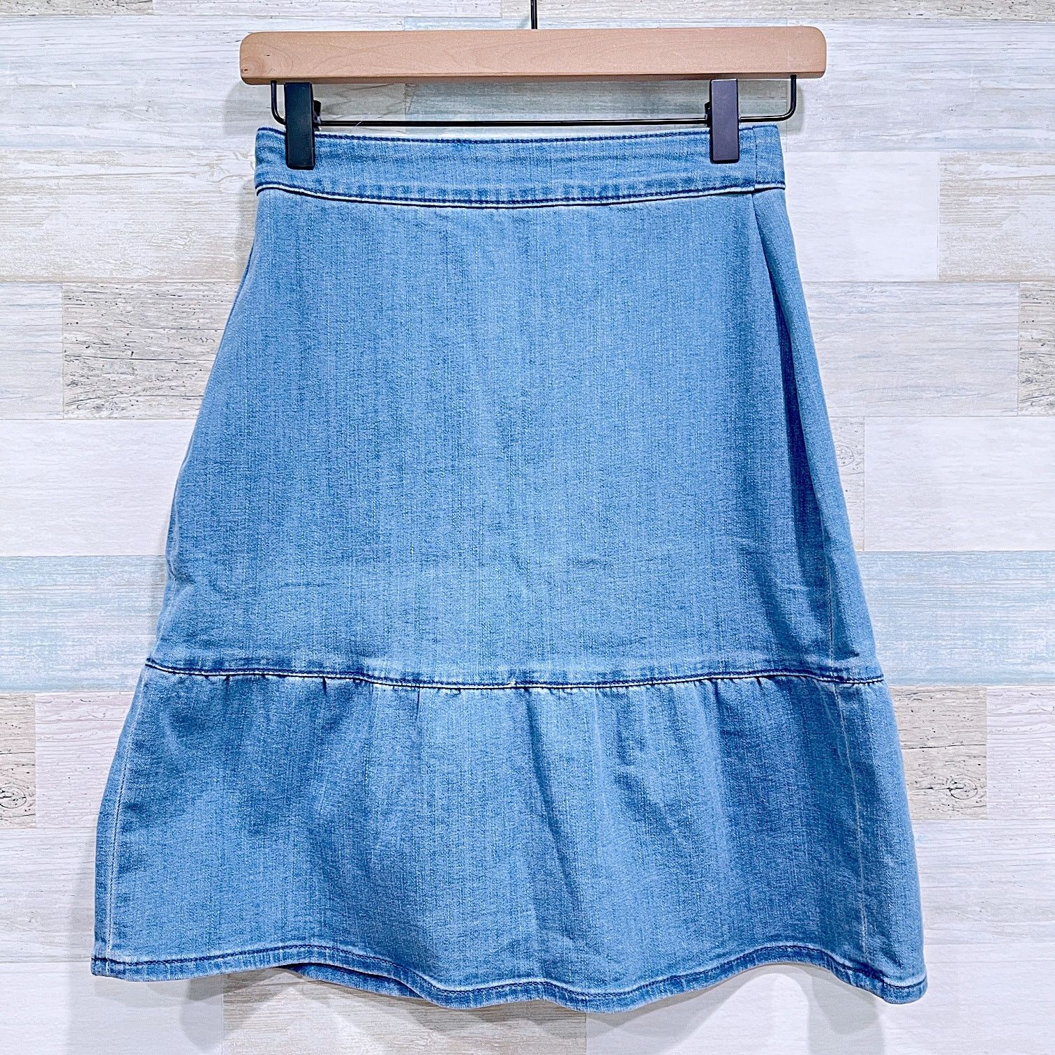 J.Crew J CREW Ruffle A Denim Skirt Blue Knee Length Womens 0 Size 25" / US 0 / IT 36 - 2 Thumbnail