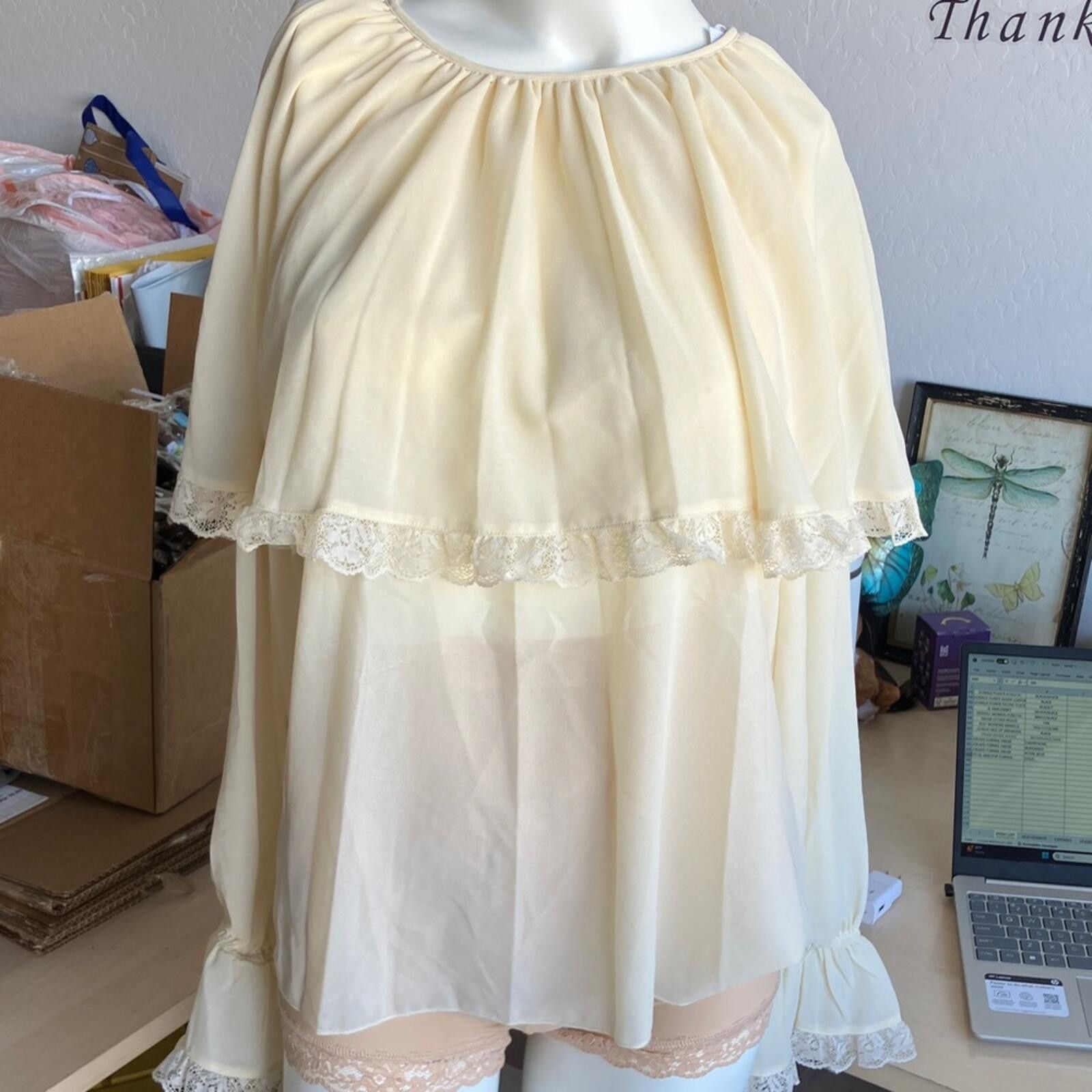 Lil Wayne NWT Wayf Cream Women's Chemise with Lace Trim Size ONE SIZE - 1 Thumbnail