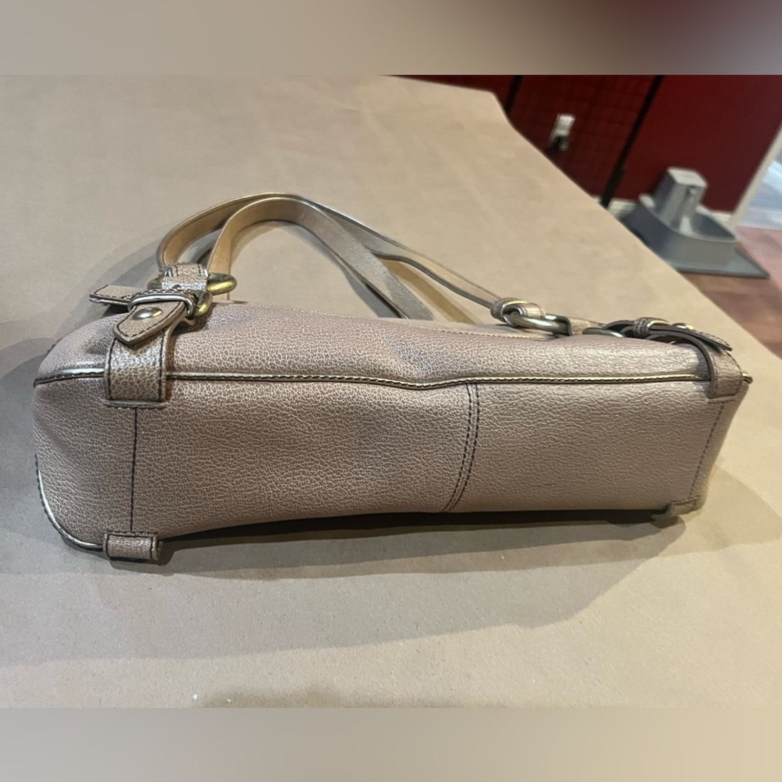 Kenneth Cole Kenneth Cole Pebbled Leather Satchel Purse Double Handle Size ONE SIZE - 15 Thumbnail