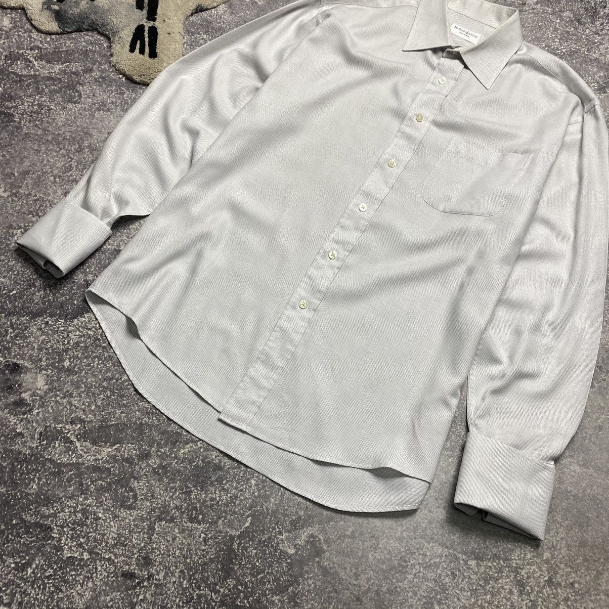Yves Saint Laurent Luxury Yves Saint Lauren Small Logo Basic designer shirt Size US M / EU 48-50 / 2 - 6 Thumbnail
