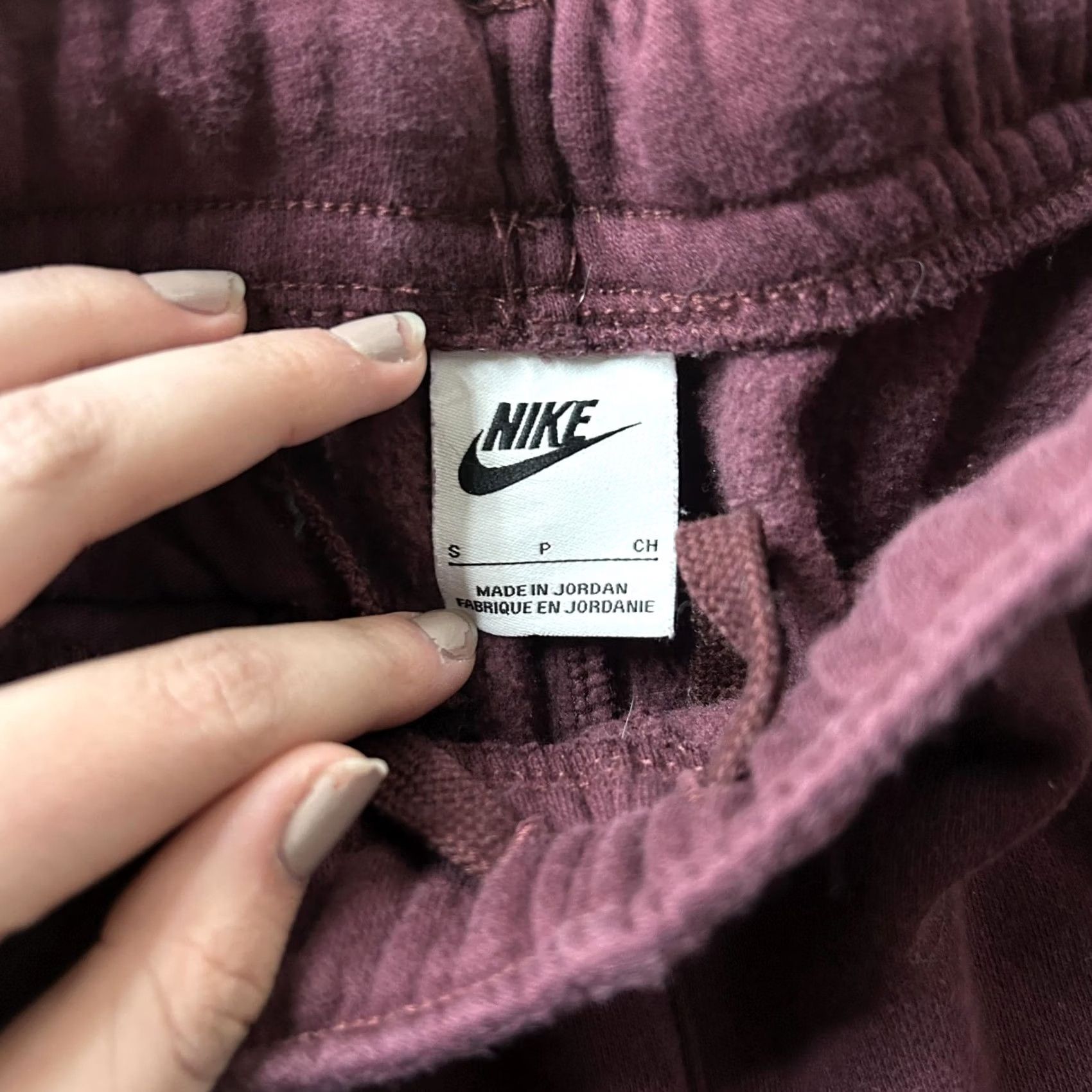 Nike Nike Sweatpants Mens Small Purple Fleece Joggers Elastic Waist Pockets Swoosh Size US 29 - 2 Thumbnail