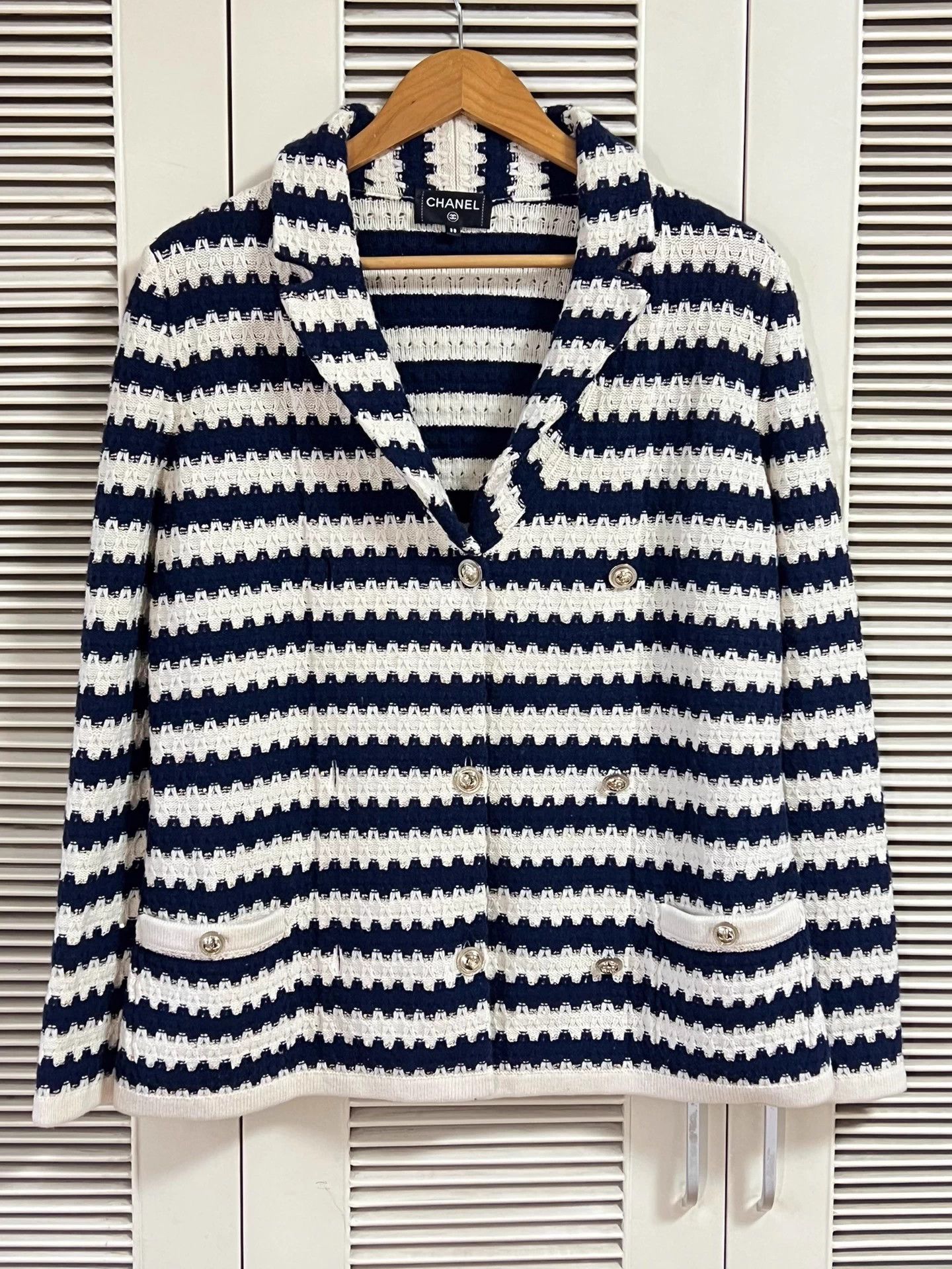 Chanel Chanel blue white striped jacket 38 mint sequin Size S / US 4 / IT 40 - 1 Thumbnail