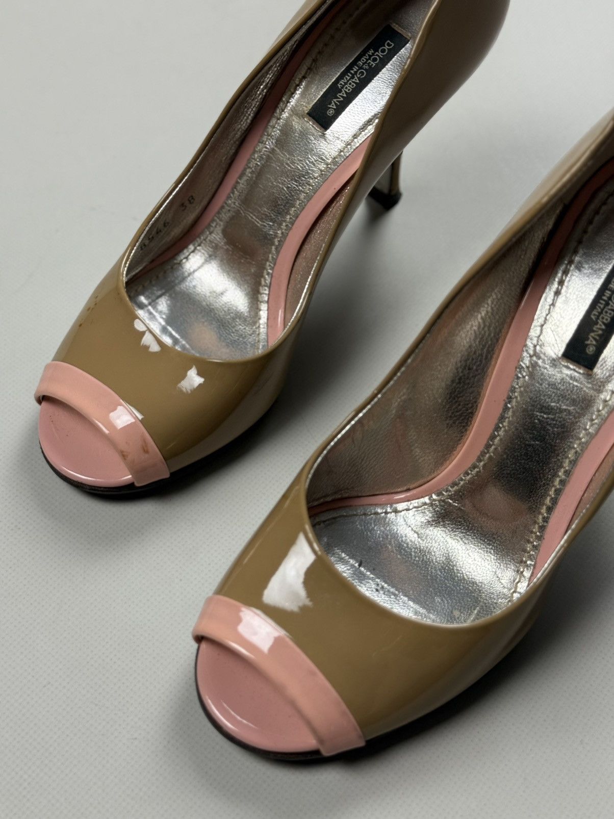 Dolce & Gabbana Dolce&Gabbana Ladies Pump Patent Leather Heels Shoes Size US 9 / IT 39 - 16 Thumbnail